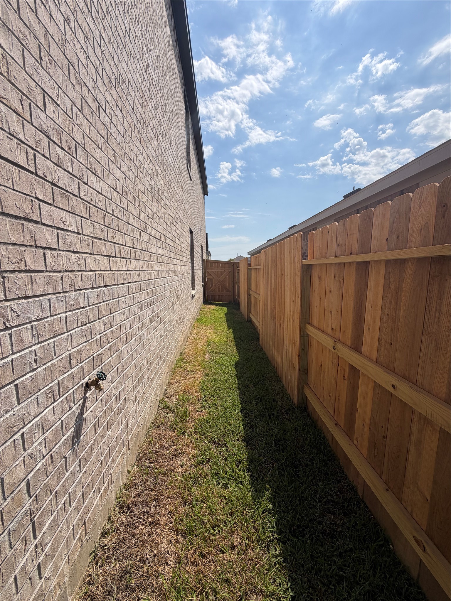16815 Spotted Oak Drive Property Photo 23