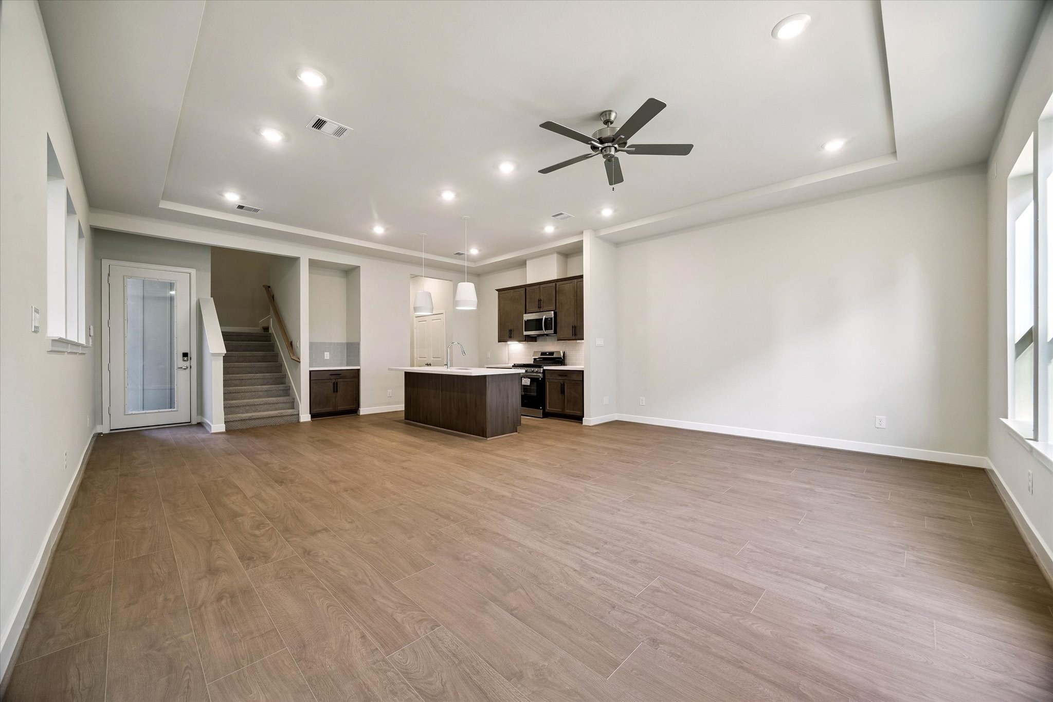 24409 Colonial Mound Drive Property Photo 5