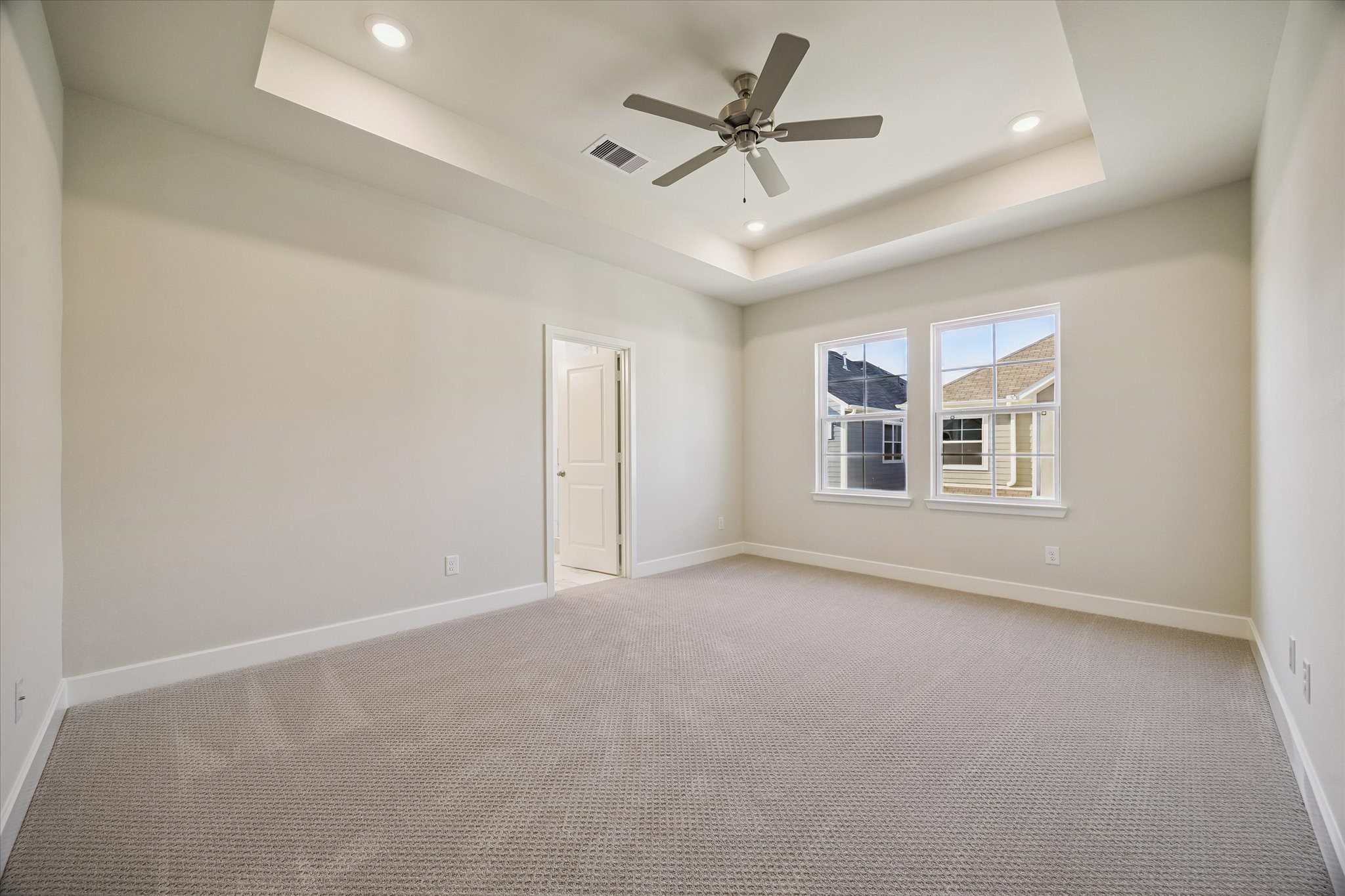 24409 Colonial Mound Drive Property Photo 6