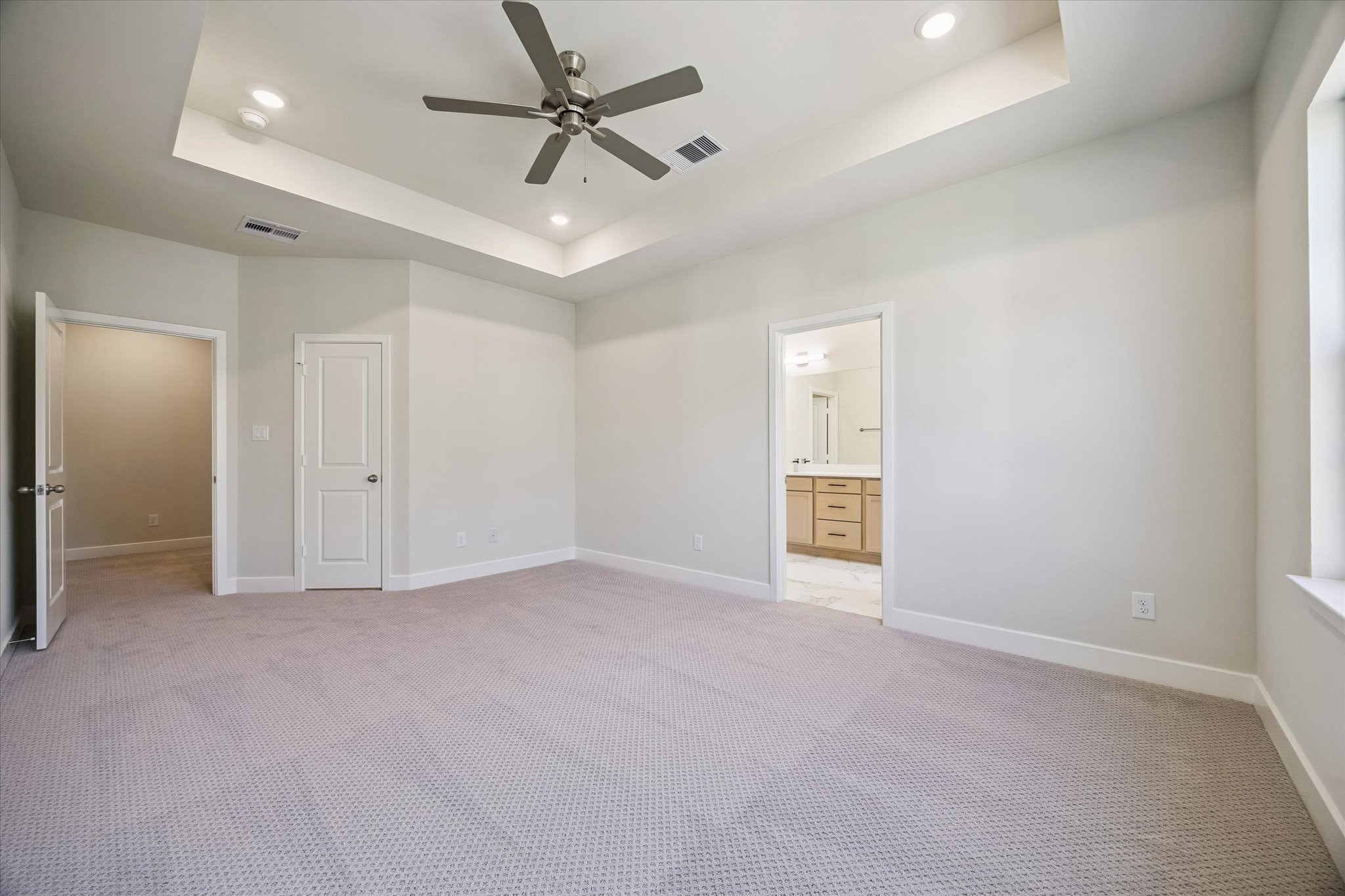 24409 Colonial Mound Drive Property Photo 7