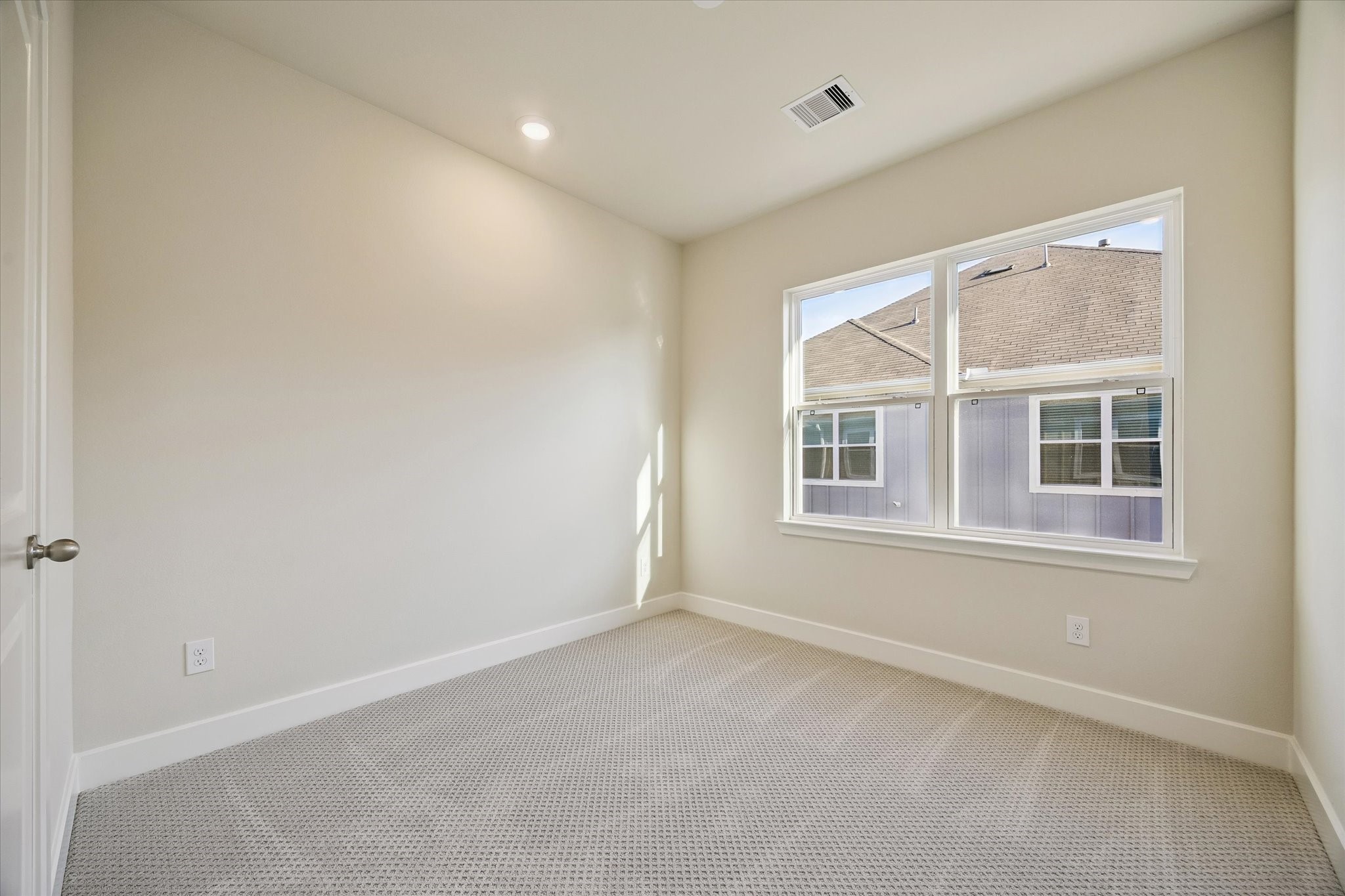 24409 Colonial Mound Drive Property Photo 13