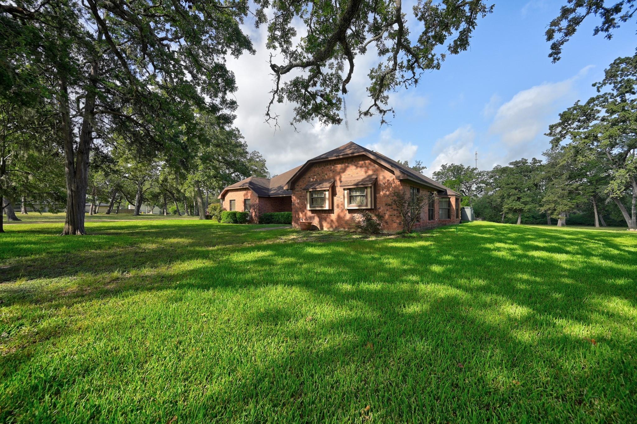 1689 Fm 1456 Road, Bellville Tx 77418 Property Photo 2