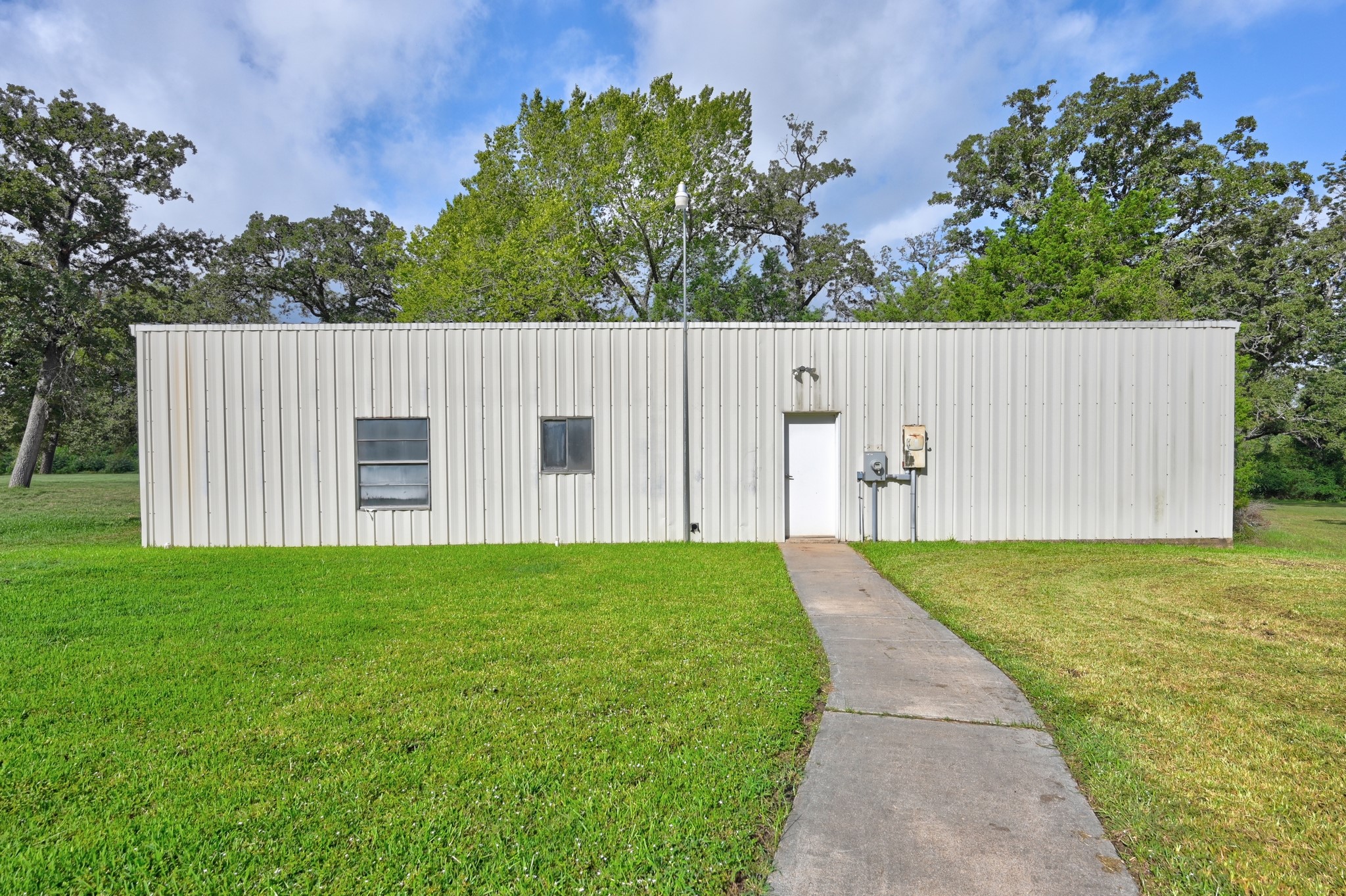 1689 Fm 1456 Road Property Photo 27