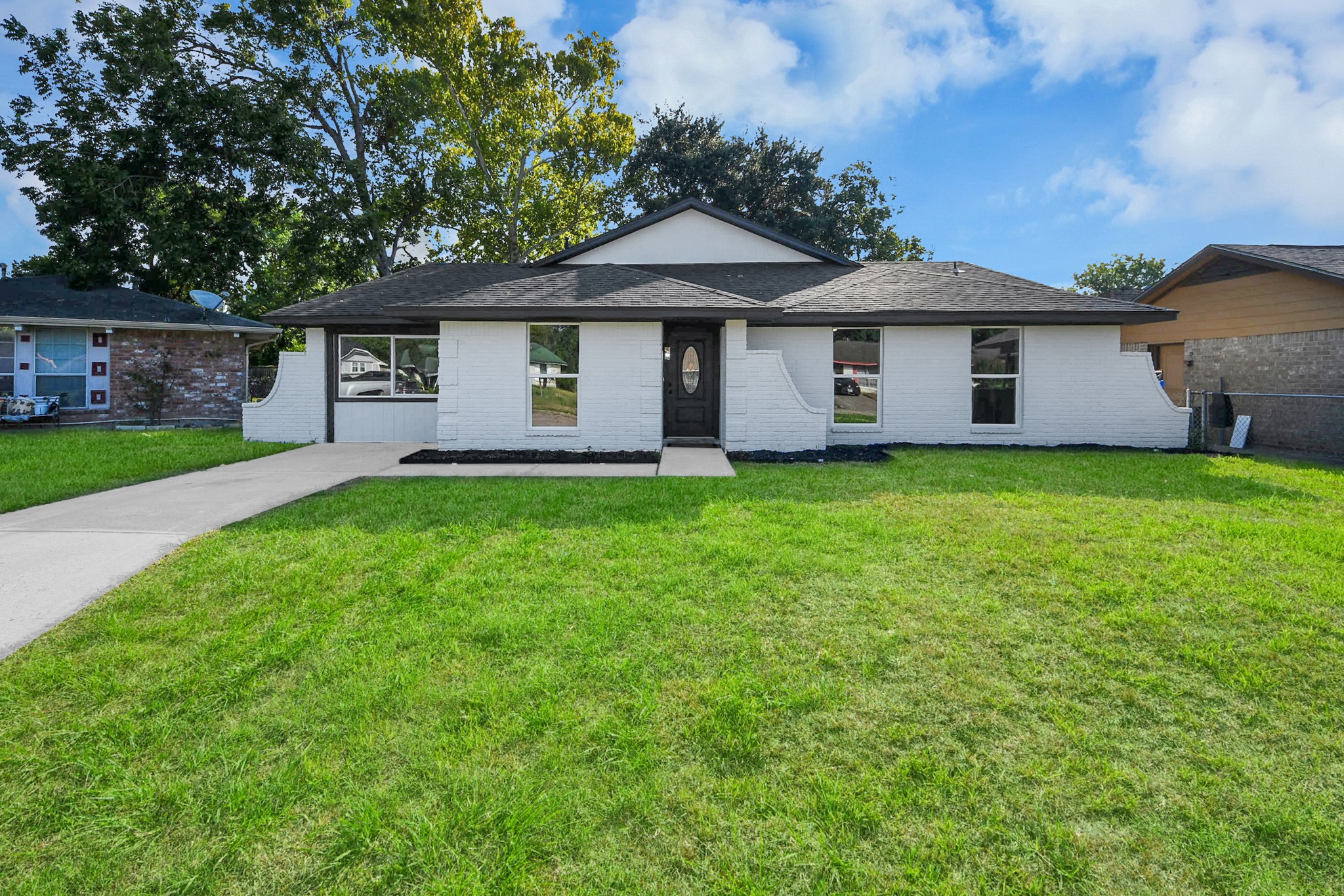 8610 Ardley Circle