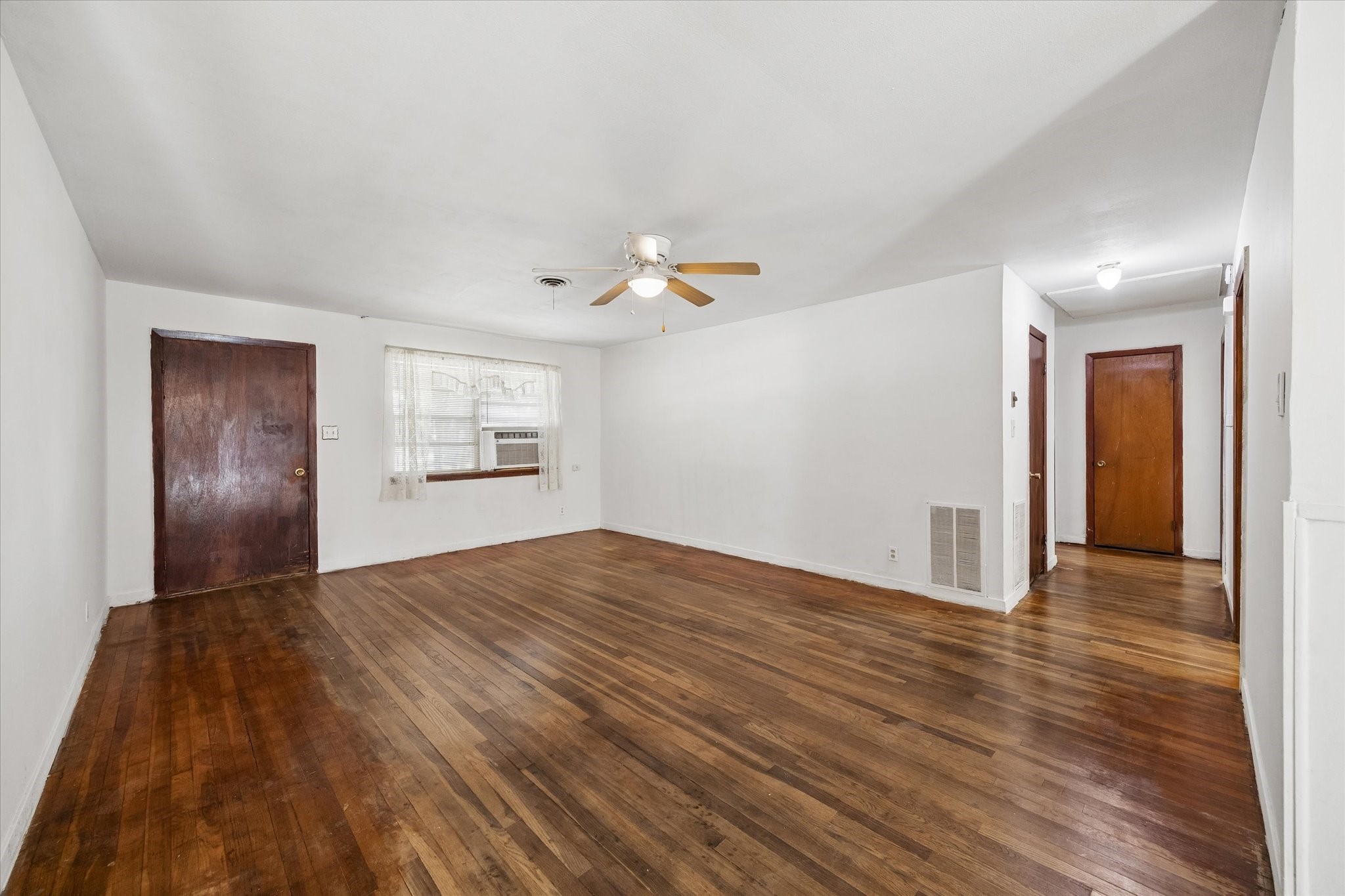 9639 Kerrwood Lane Property Photo 3
