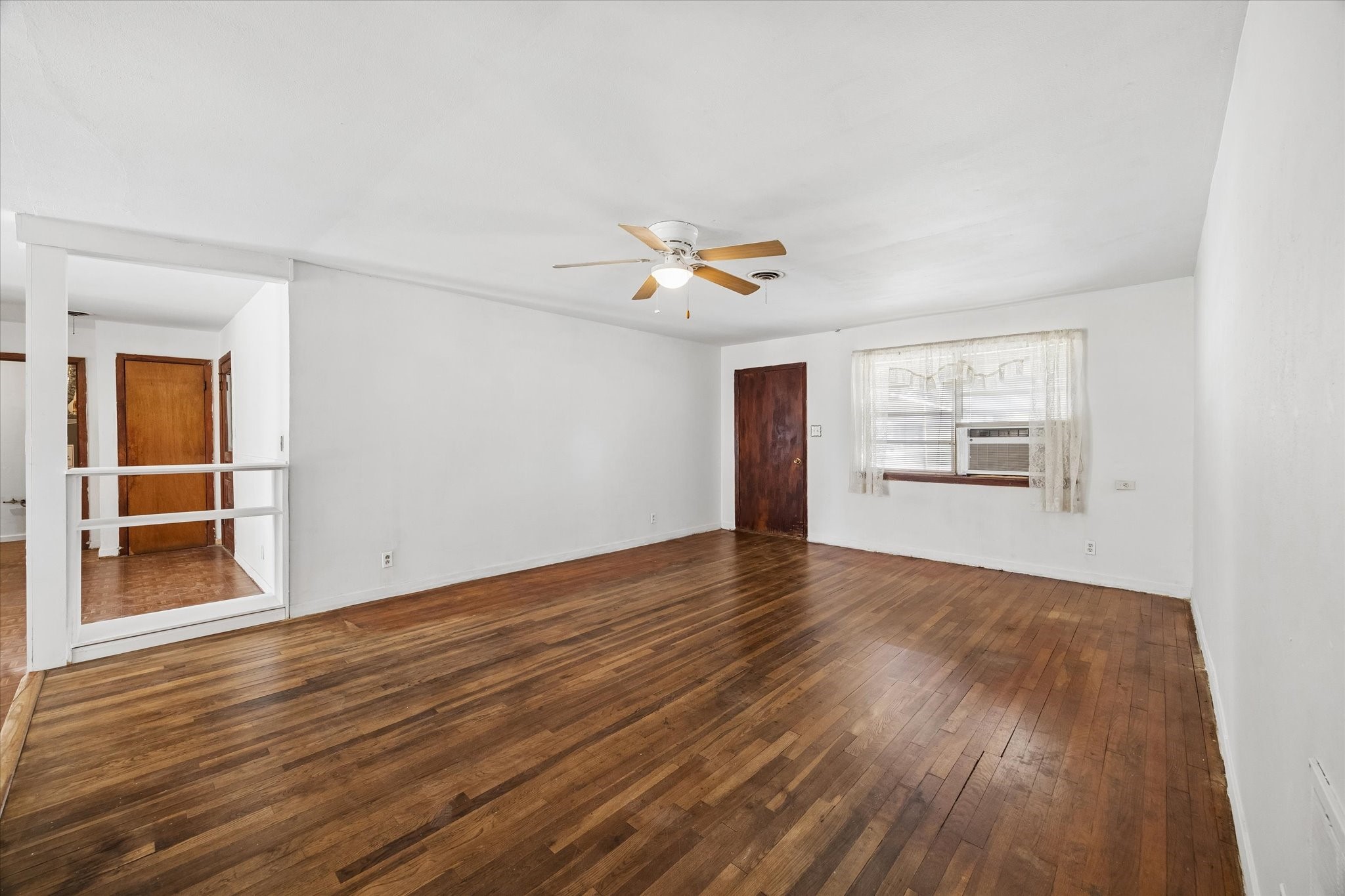 9639 Kerrwood Lane Property Photo 4