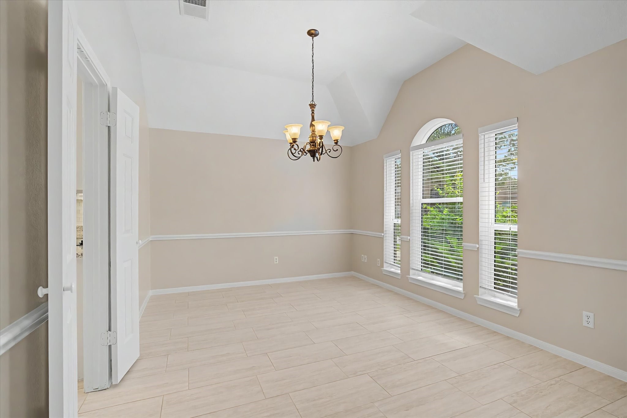 21702 Cayman Point Drive Property Photo 6
