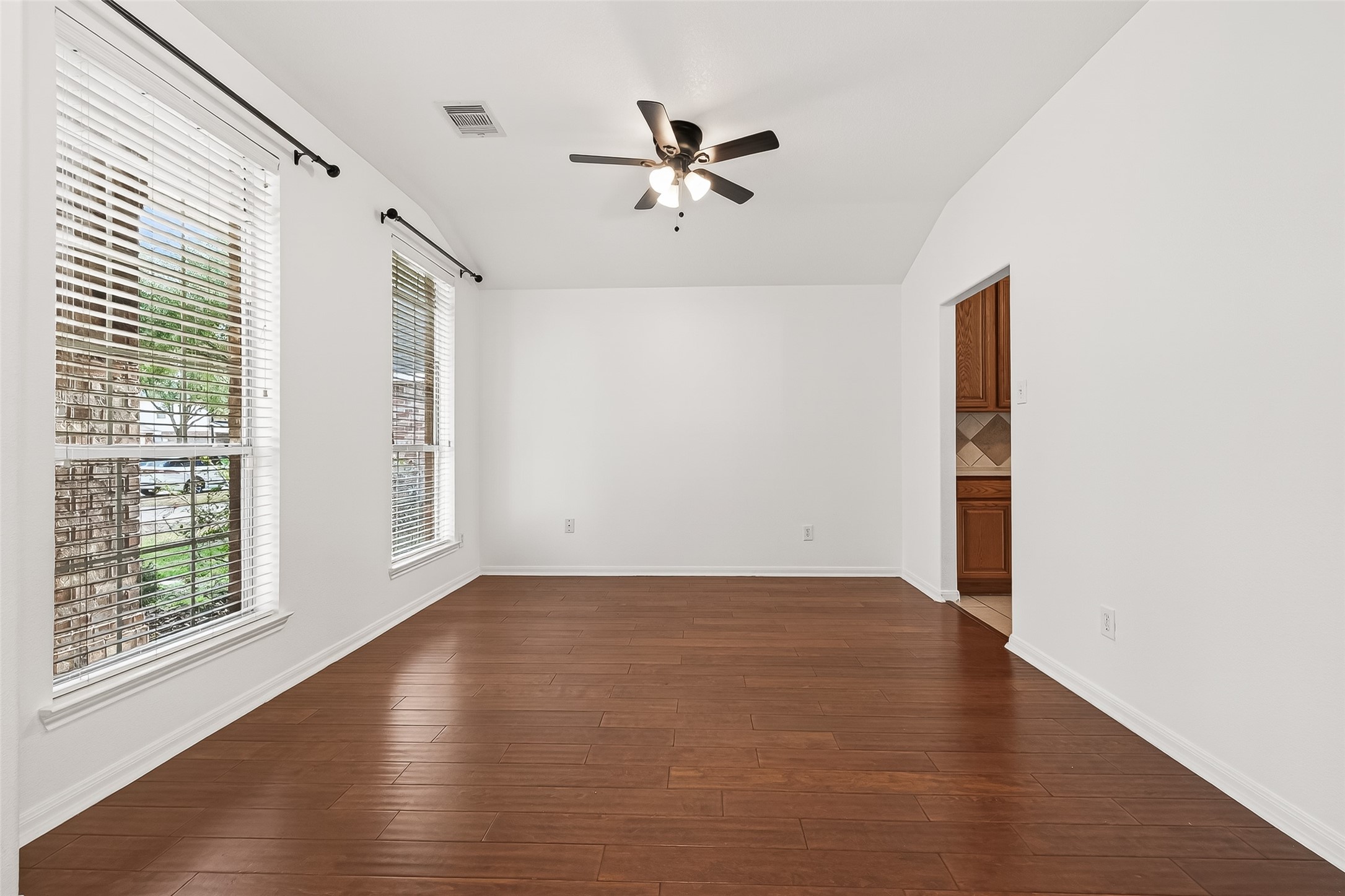 2638 Marquette Trail Property Photo 7