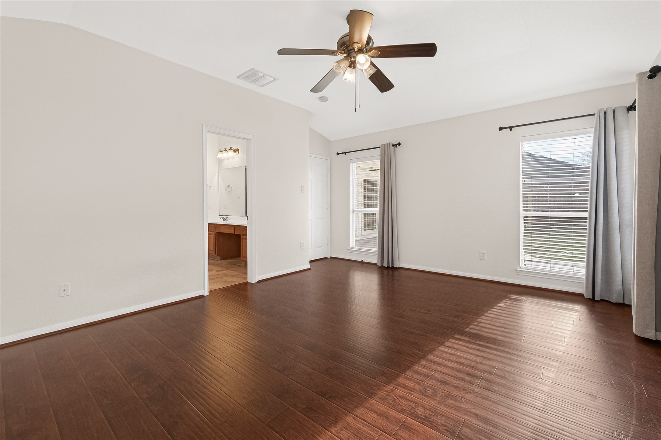 2638 Marquette Trail Property Photo 12