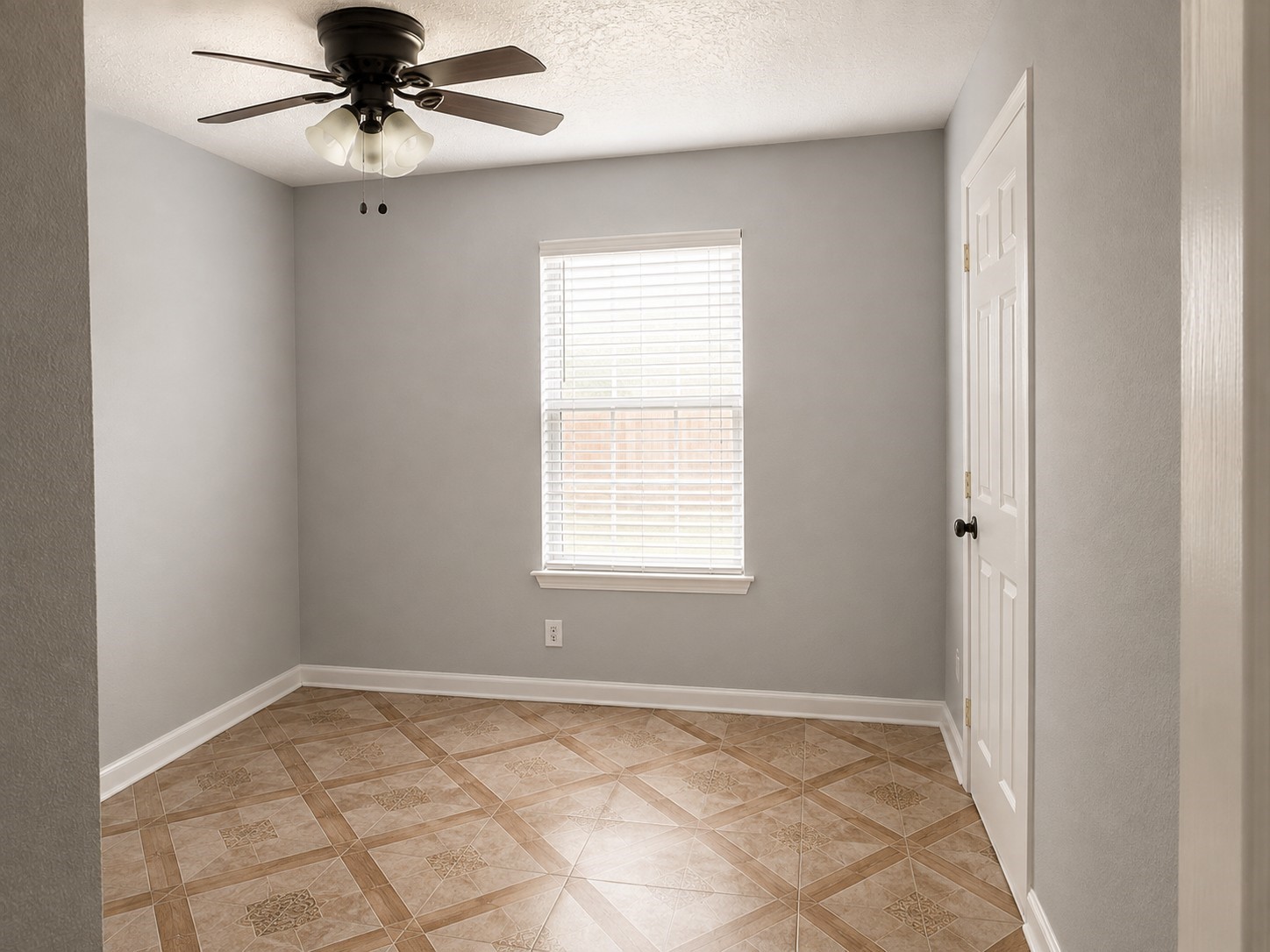 12815 Venice Lane Property Photo 8