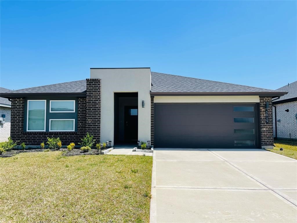 3915 Austin Pass Property Photo
