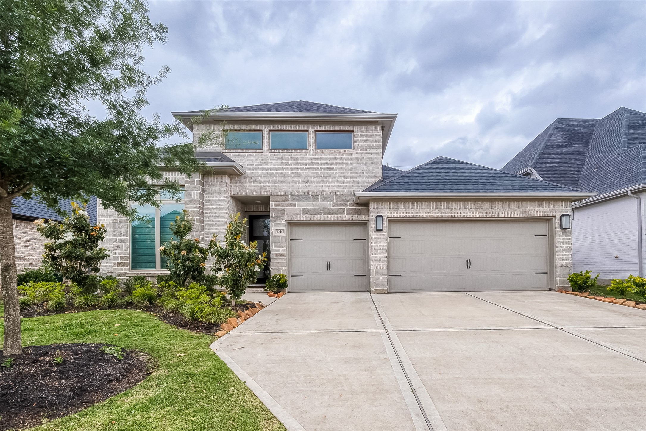 29042 Hauter Way Property Photo 1