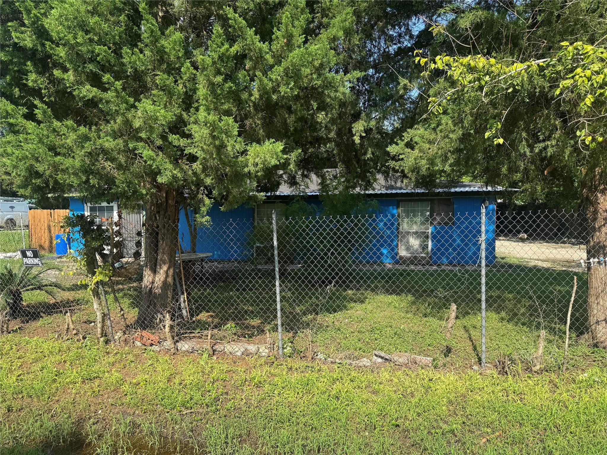 14001 Walksew Street, Houston Tx 77047 Property Photo 1