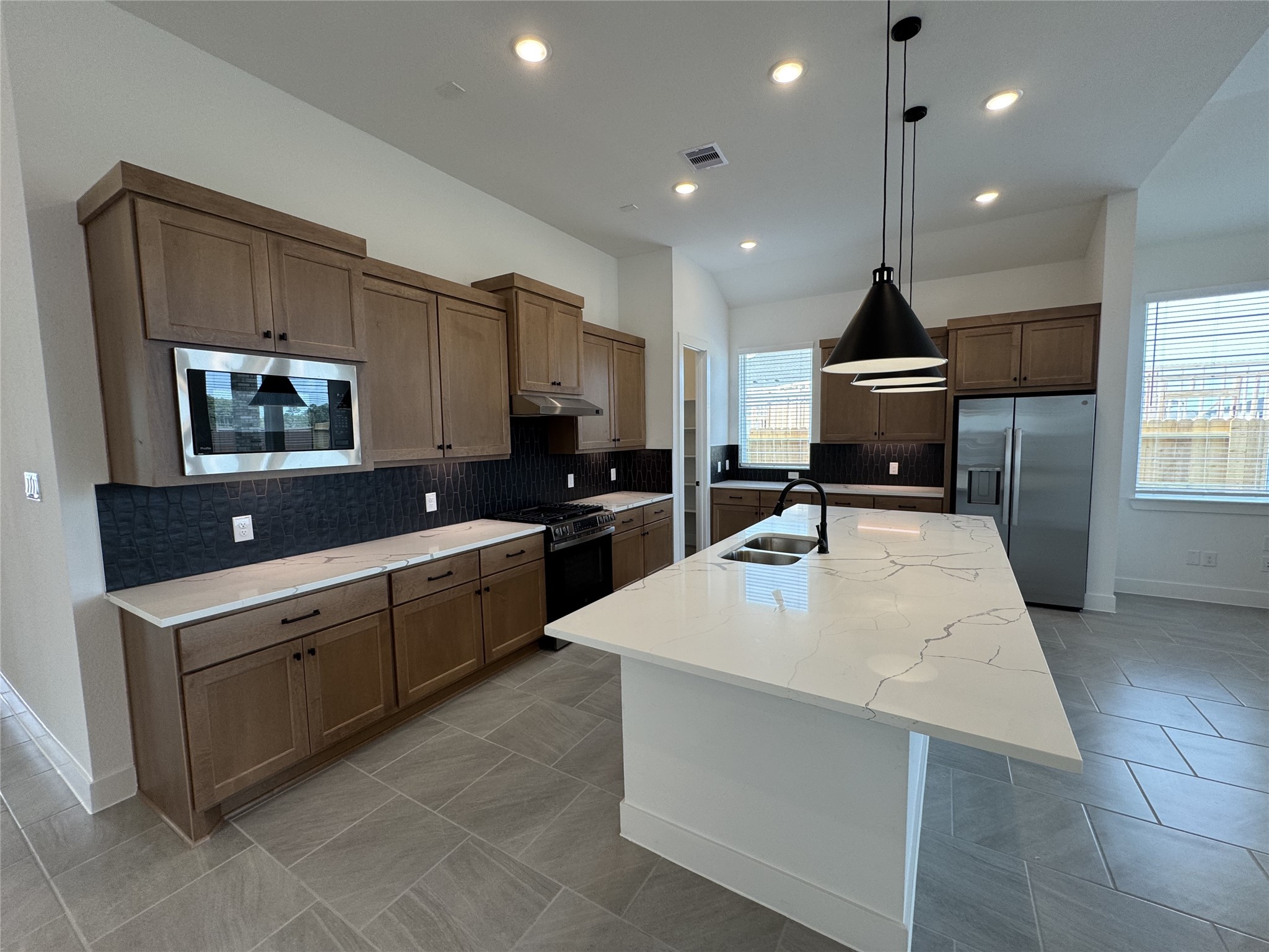 28809 Balanced Rock Property Photo 3