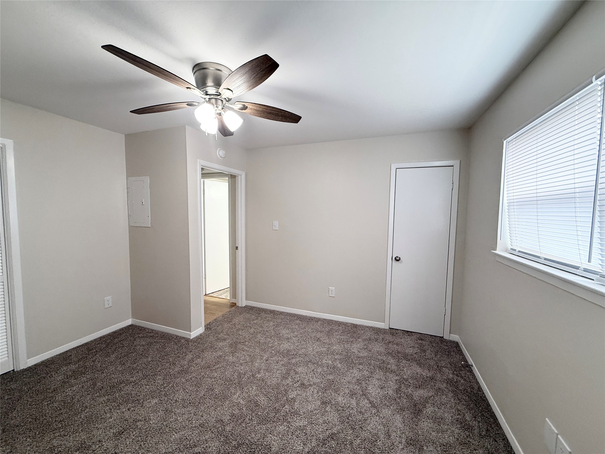 2400 5th Street 26 Property Photo 11