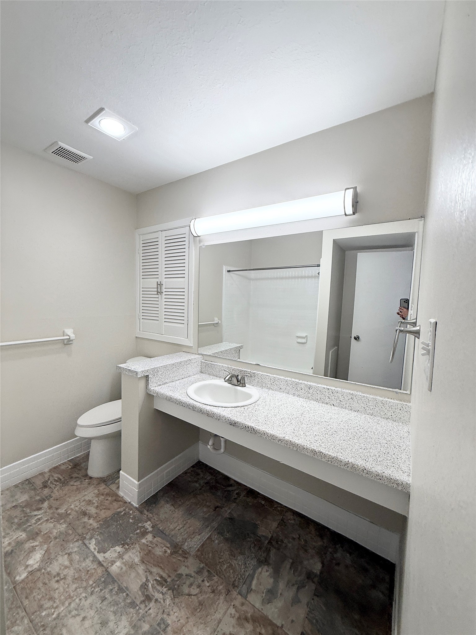 2400 5th Street 26 Property Photo 15