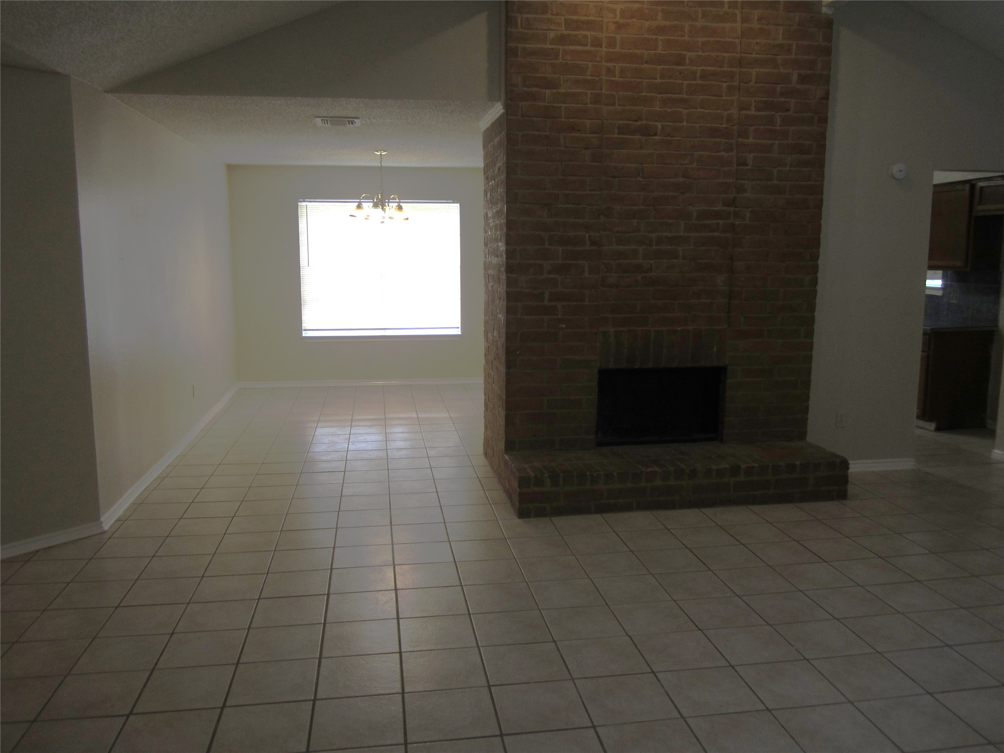 17907 Fieldglen Drive Property Photo 6