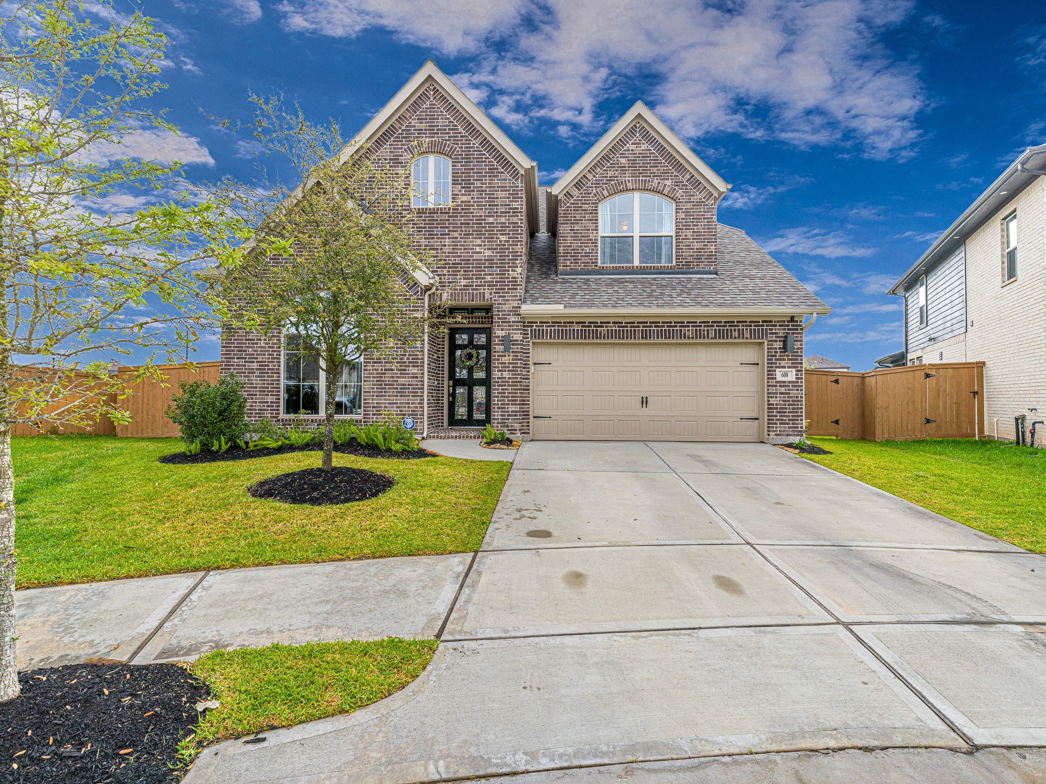 608 Malibu Pines Drive Property Photo 3