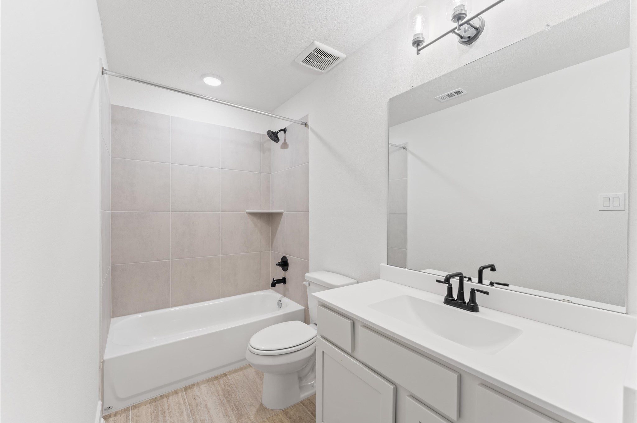 1027 Windy Creek Path Property Photo 34