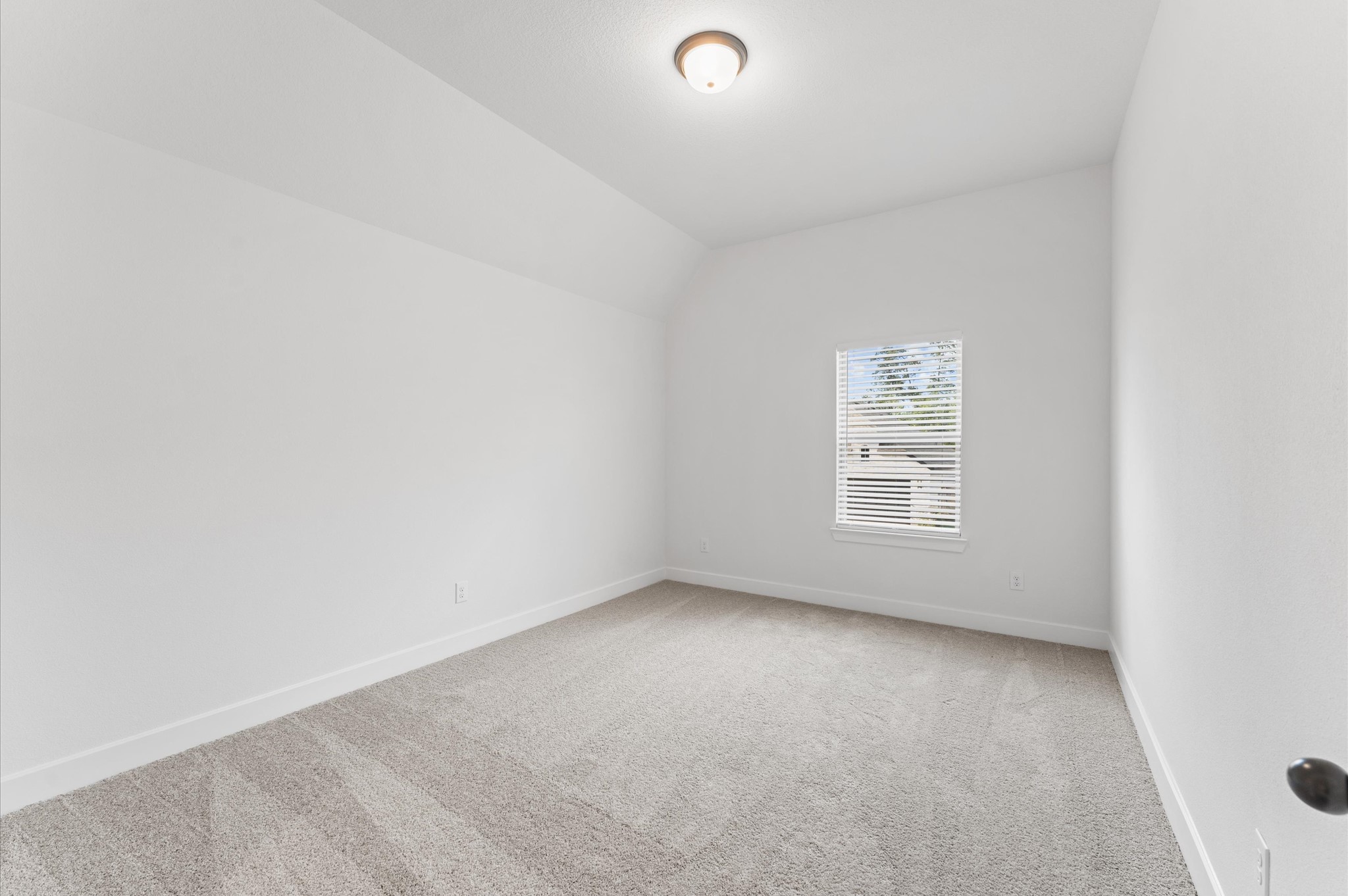 1027 Windy Creek Path Property Photo 35