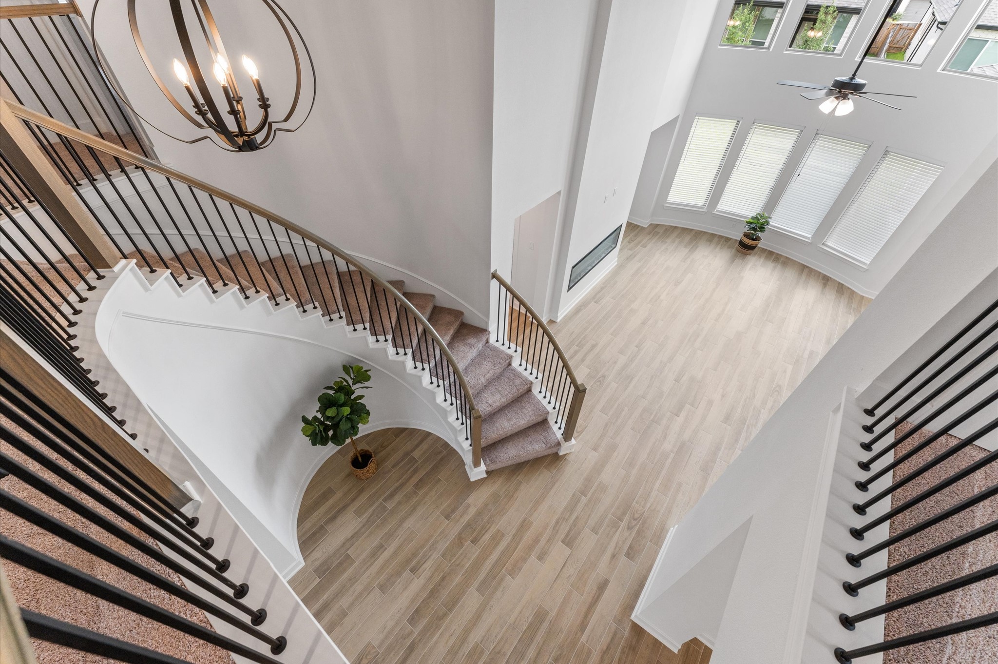 1027 Windy Creek Path Property Photo 43