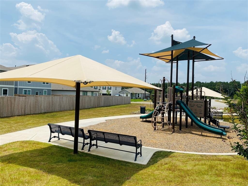 25638 Balsamroot Drive Property Photo 11