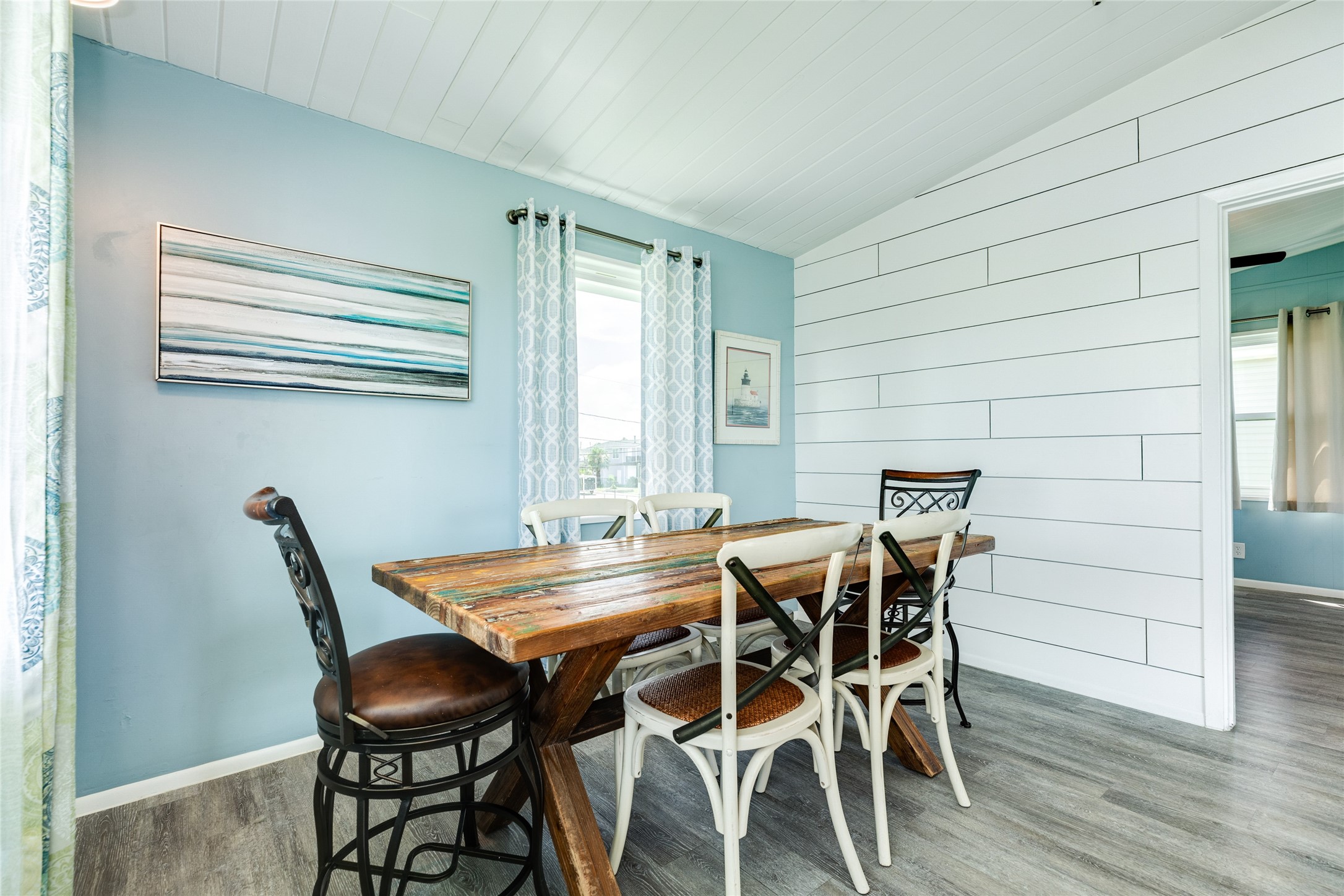 4022 San Jacinto Drive Property Photo 11