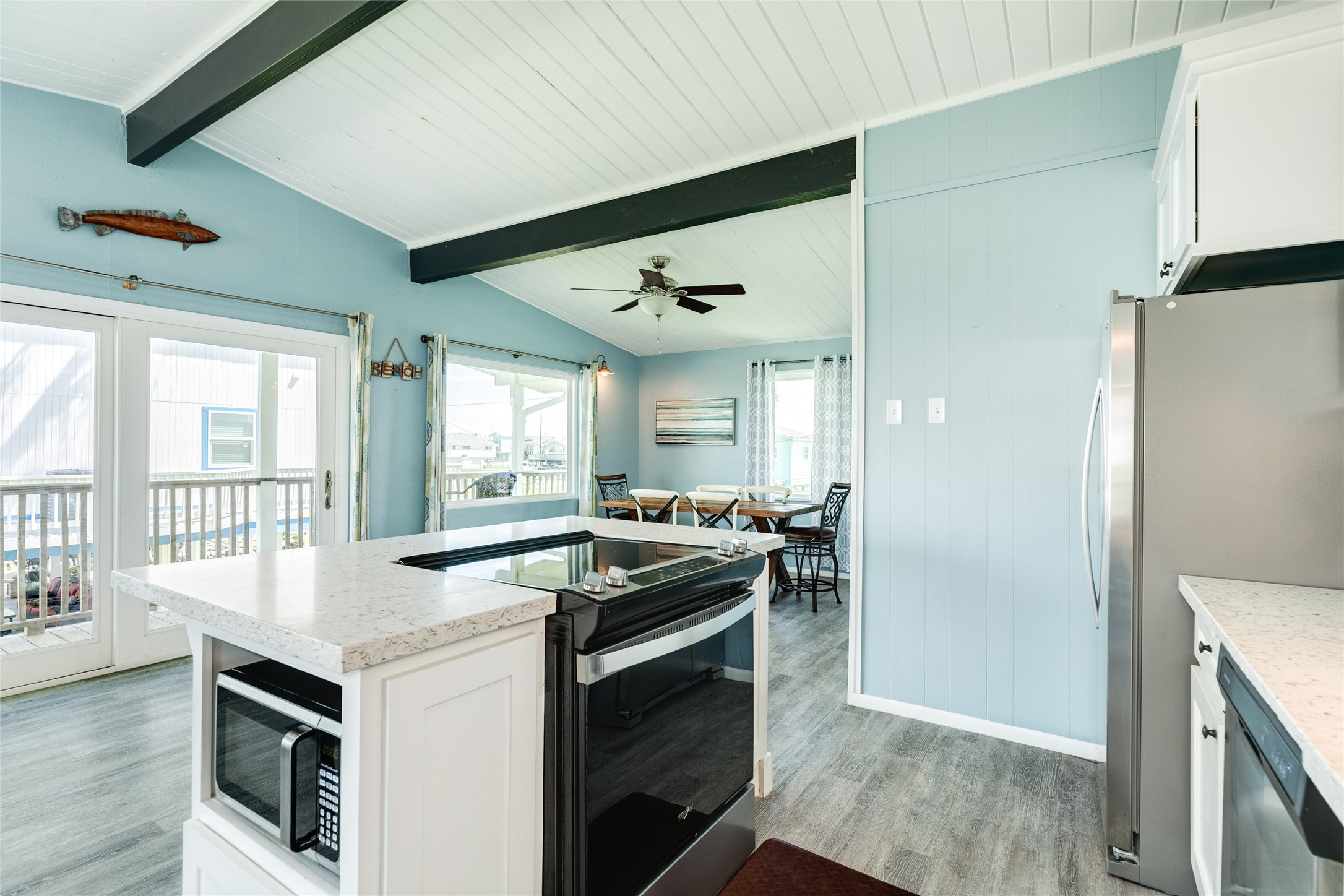 4022 San Jacinto Drive Property Photo 13