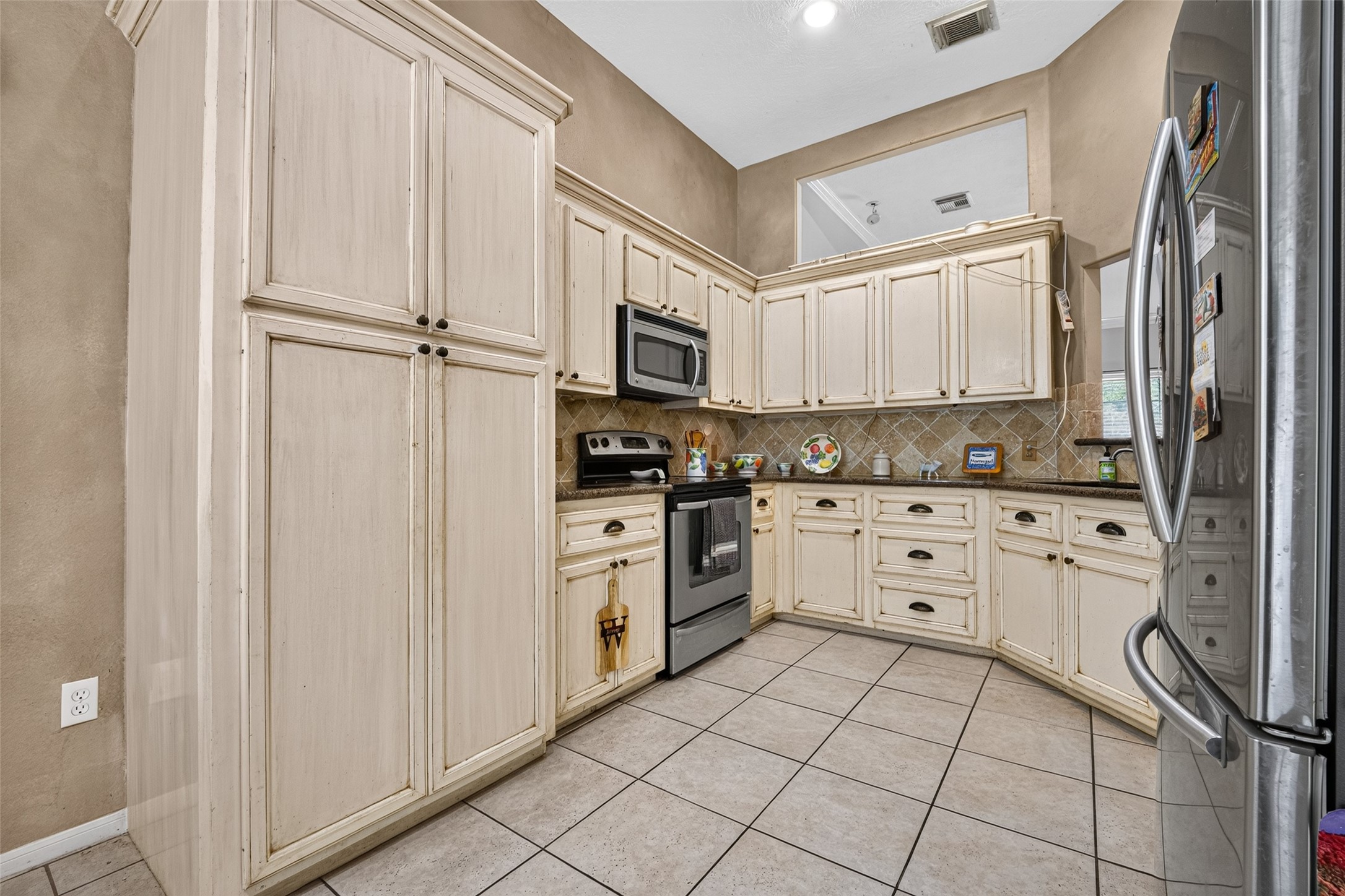 509 Cactus Drive Property Photo 6