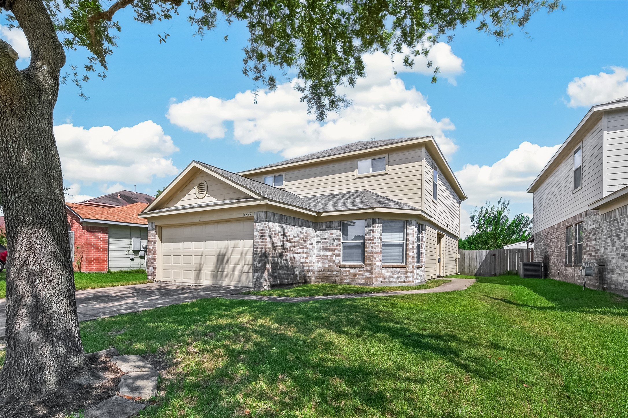 14837 Peachmeadow Lane Property Photo 2