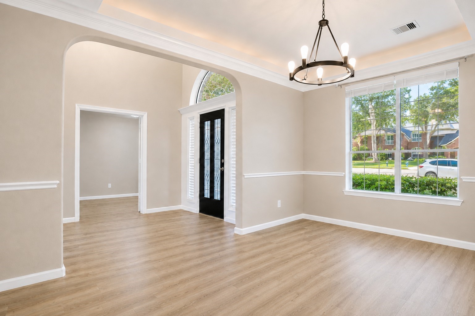 3906 Lakeridge Canyon Drive Property Photo 2