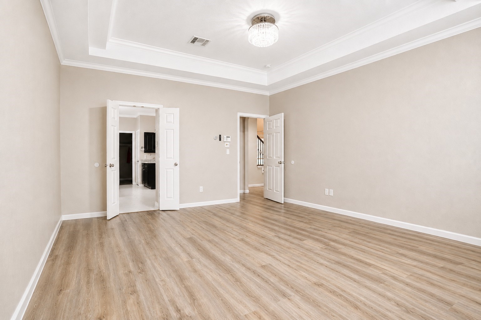 3906 Lakeridge Canyon Drive Property Photo 11