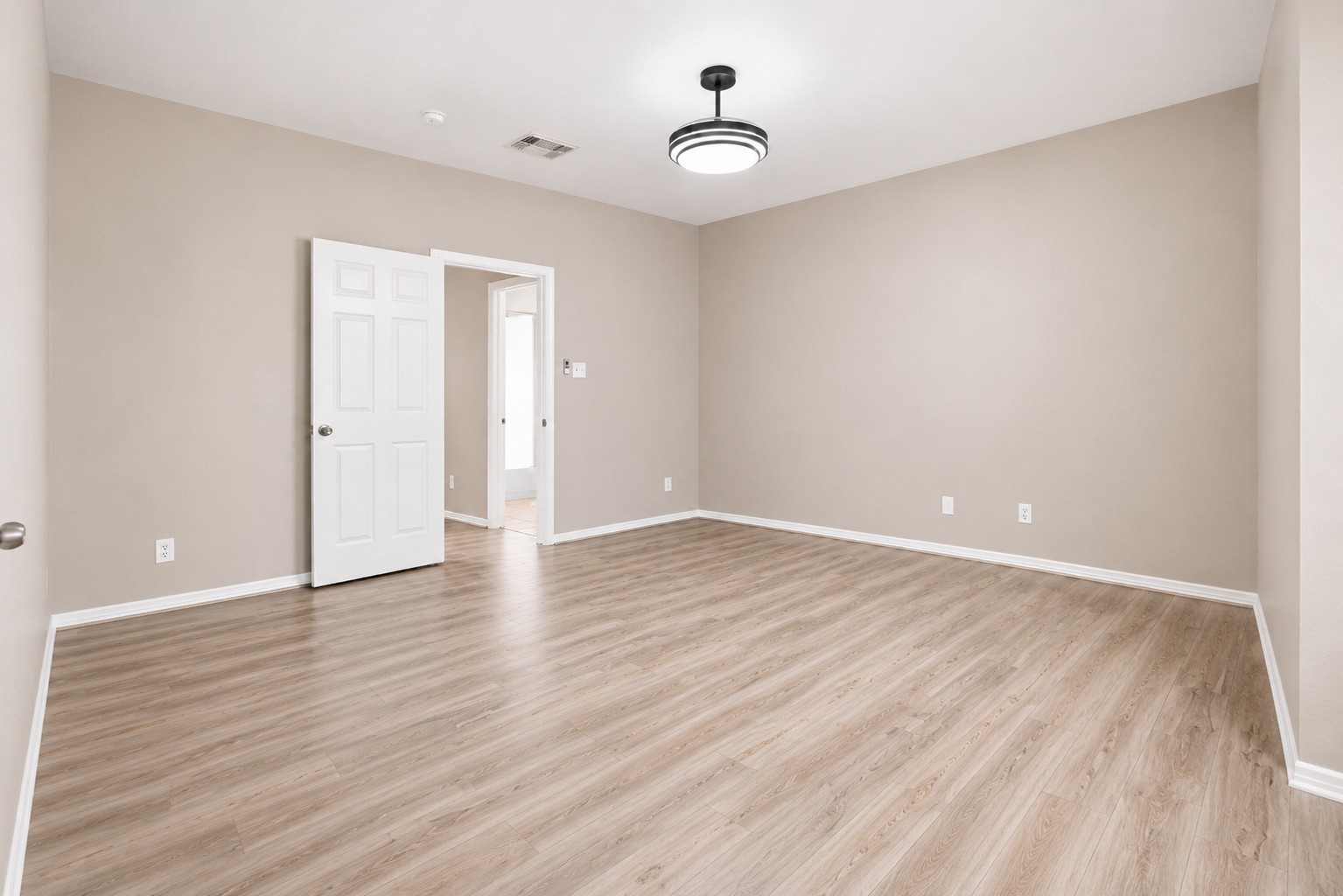 3906 Lakeridge Canyon Drive Property Photo 18