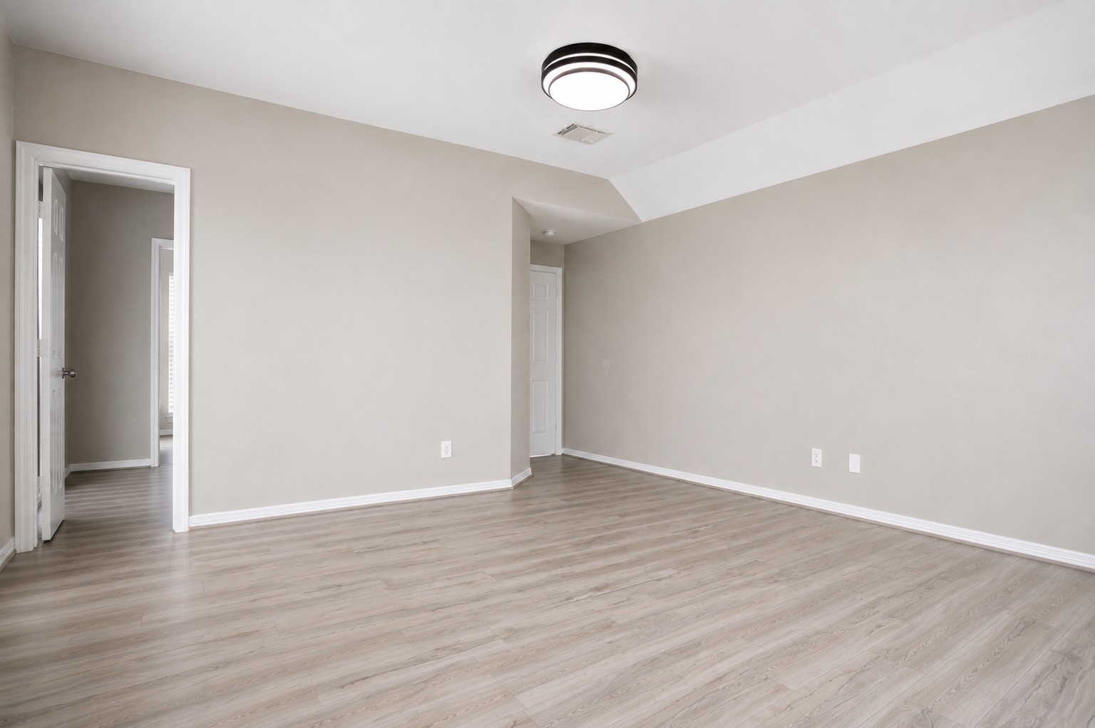 3906 Lakeridge Canyon Drive Property Photo 20