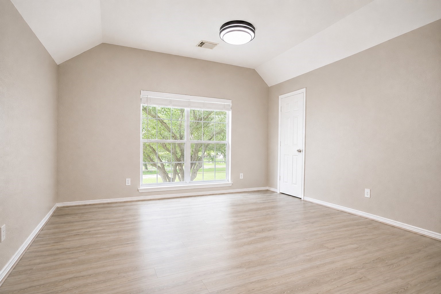 3906 Lakeridge Canyon Drive Property Photo 21