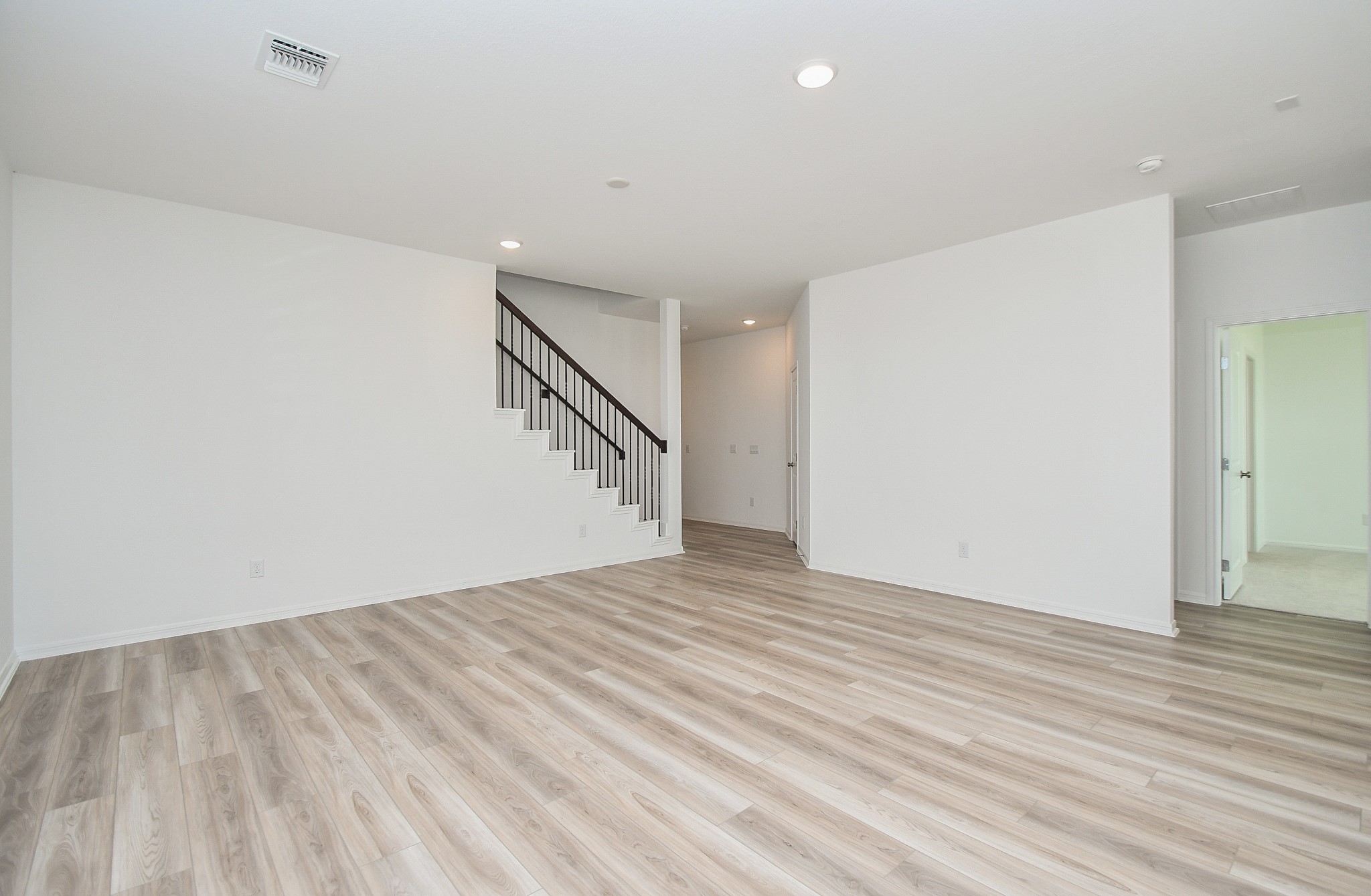 6738 Arabella Lakes Drive Property Photo 7