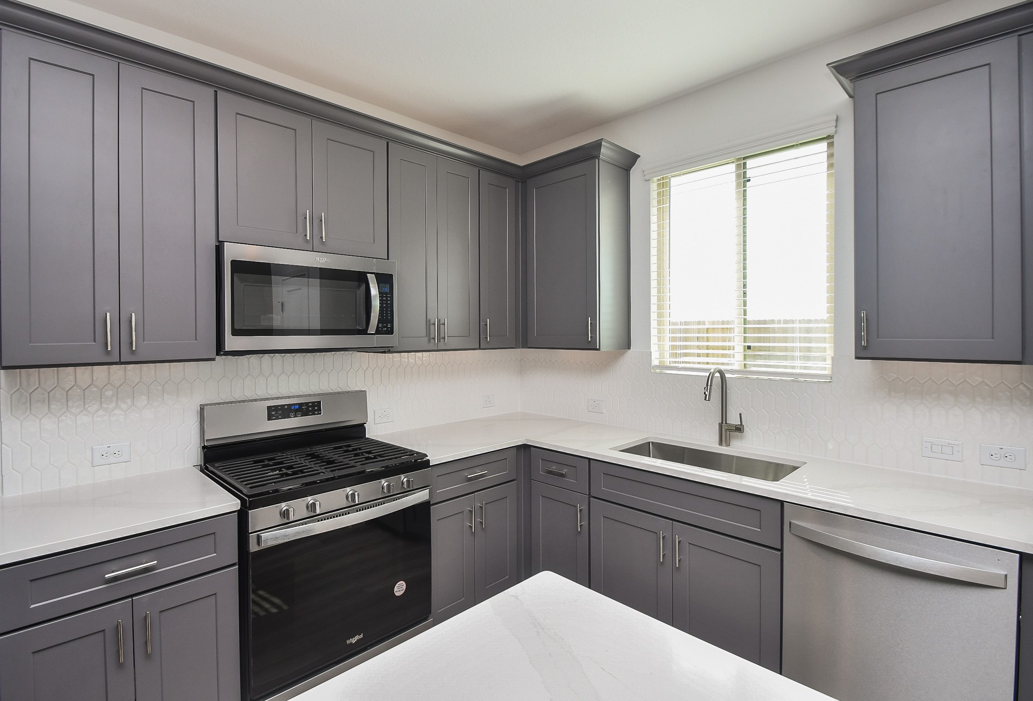 6738 Arabella Lakes Drive Property Photo 11