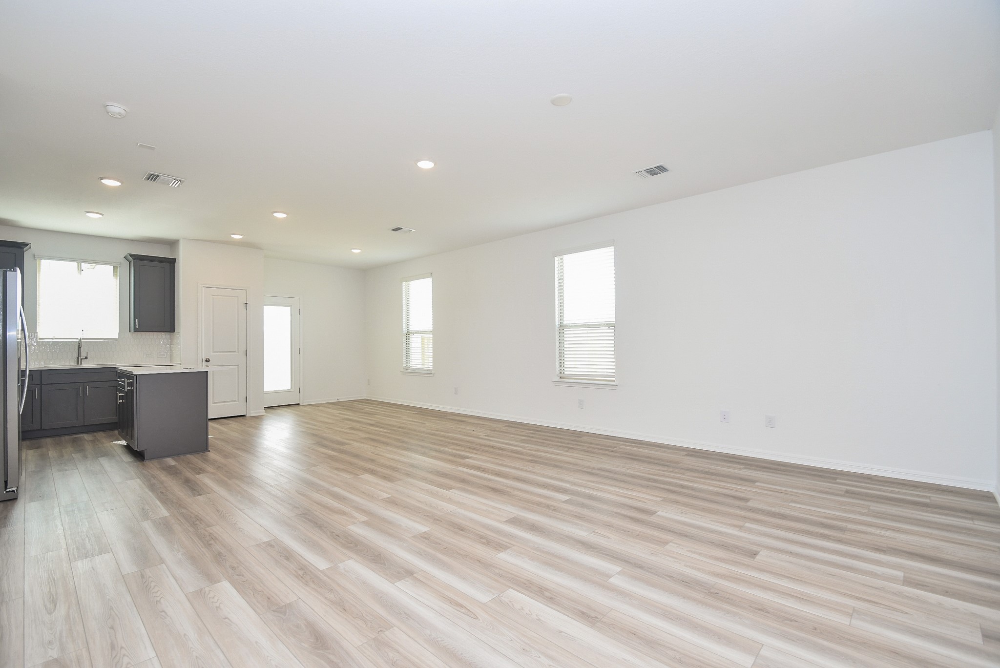 6738 Arabella Lakes Drive Property Photo 13