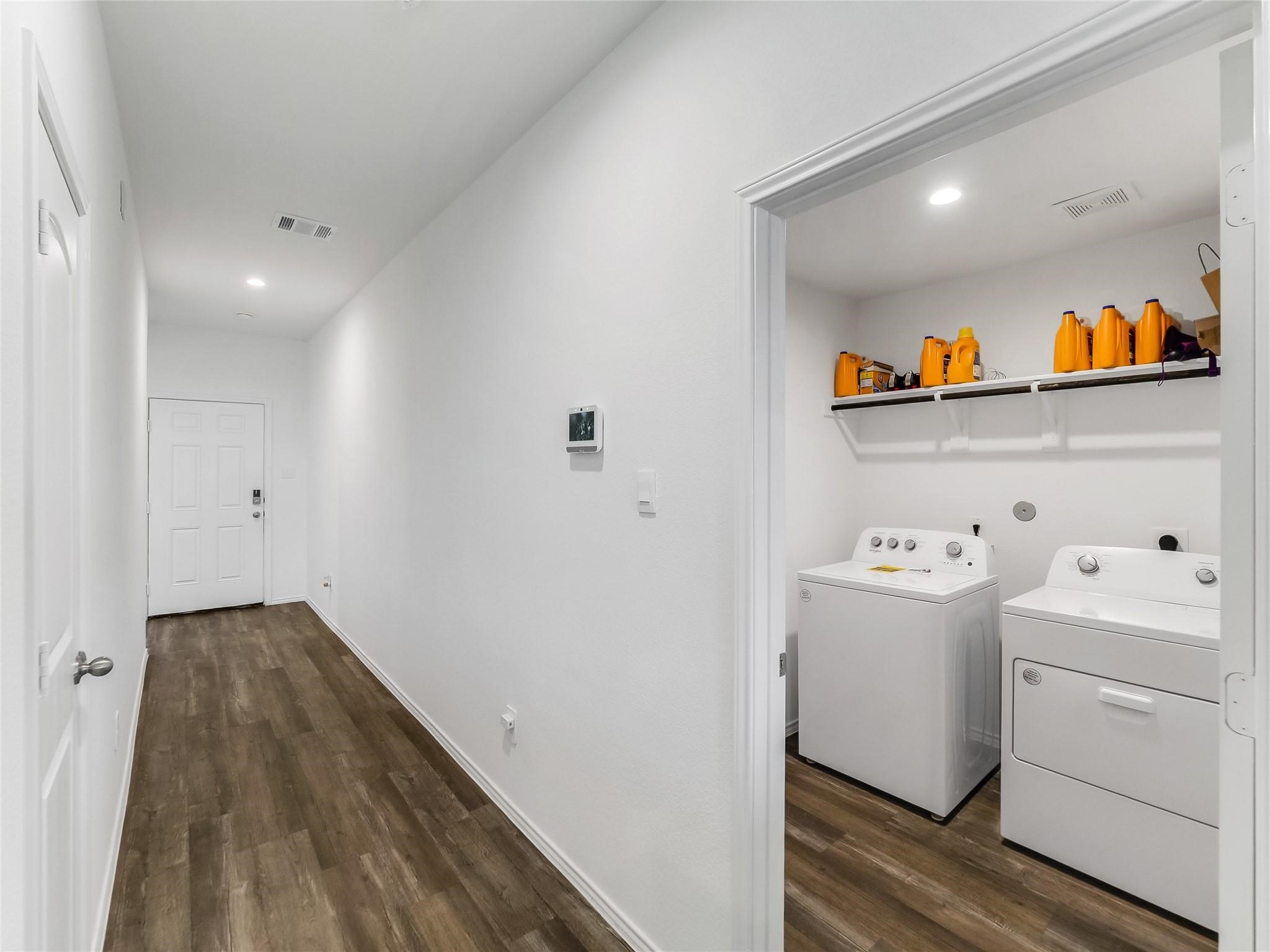 40519 Crisp Beech Street Property Photo 6