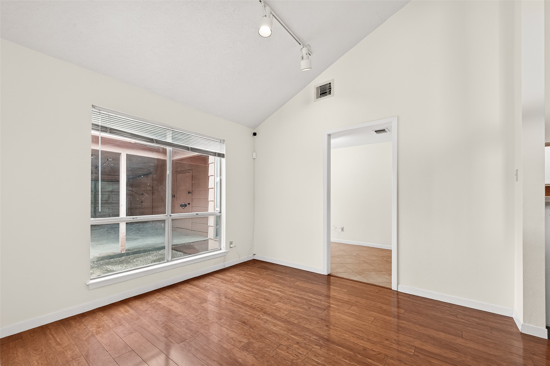 12510 Sungate Lane Property Photo 10
