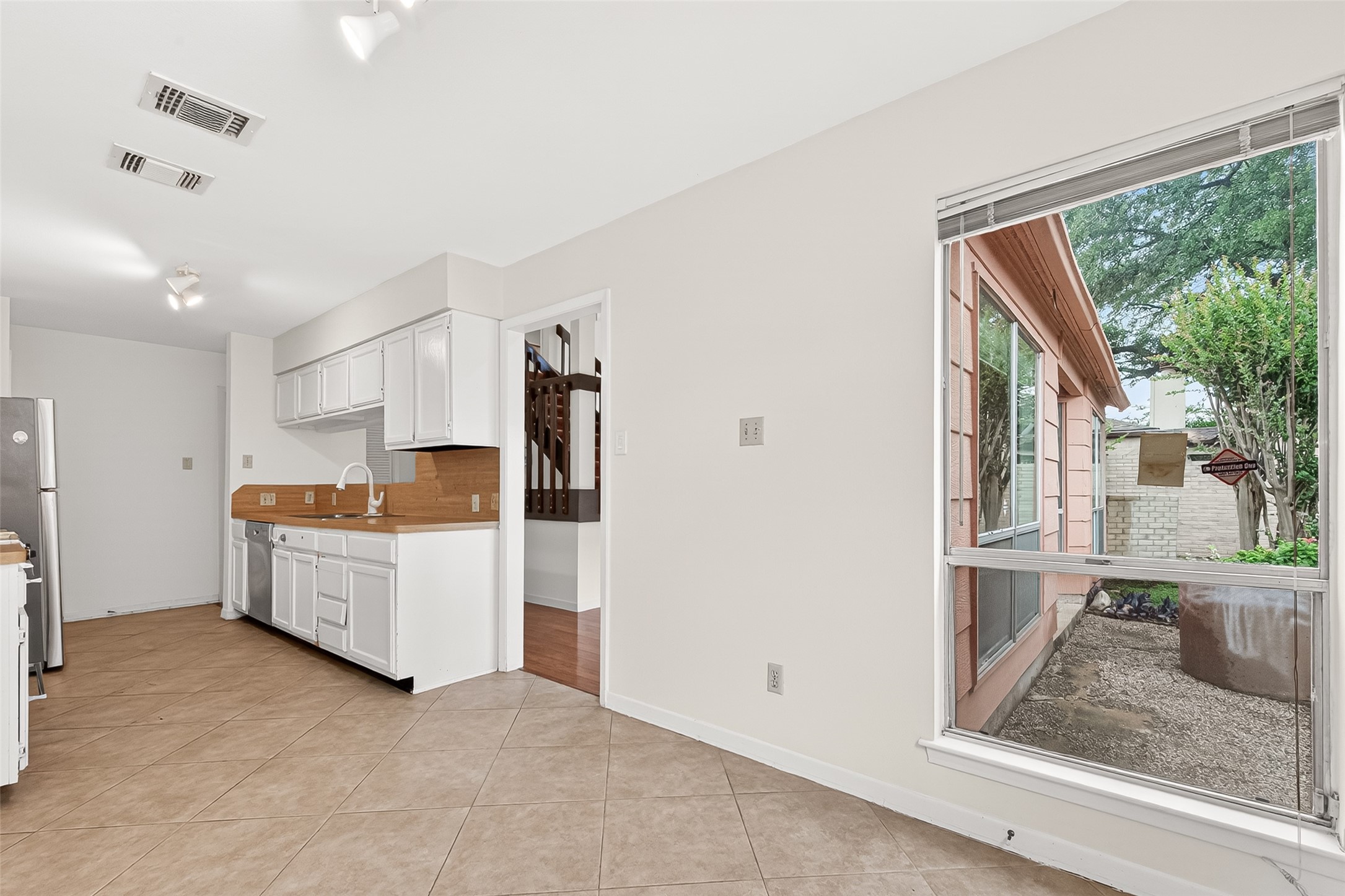 12510 Sungate Lane Property Photo 18