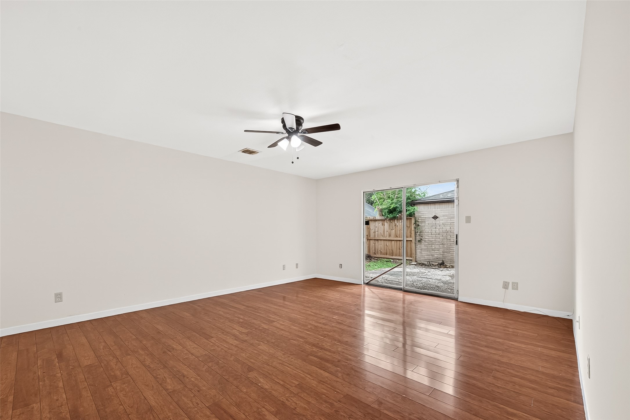 12510 Sungate Lane Property Photo 26