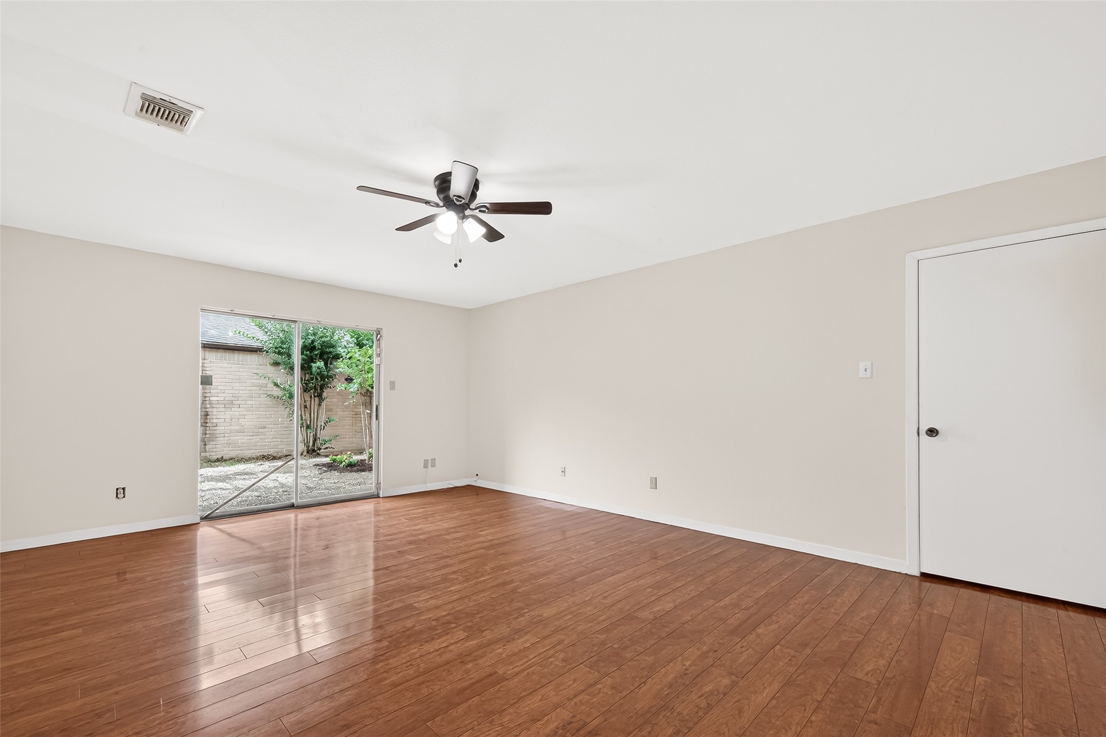 12510 Sungate Lane Property Photo 27