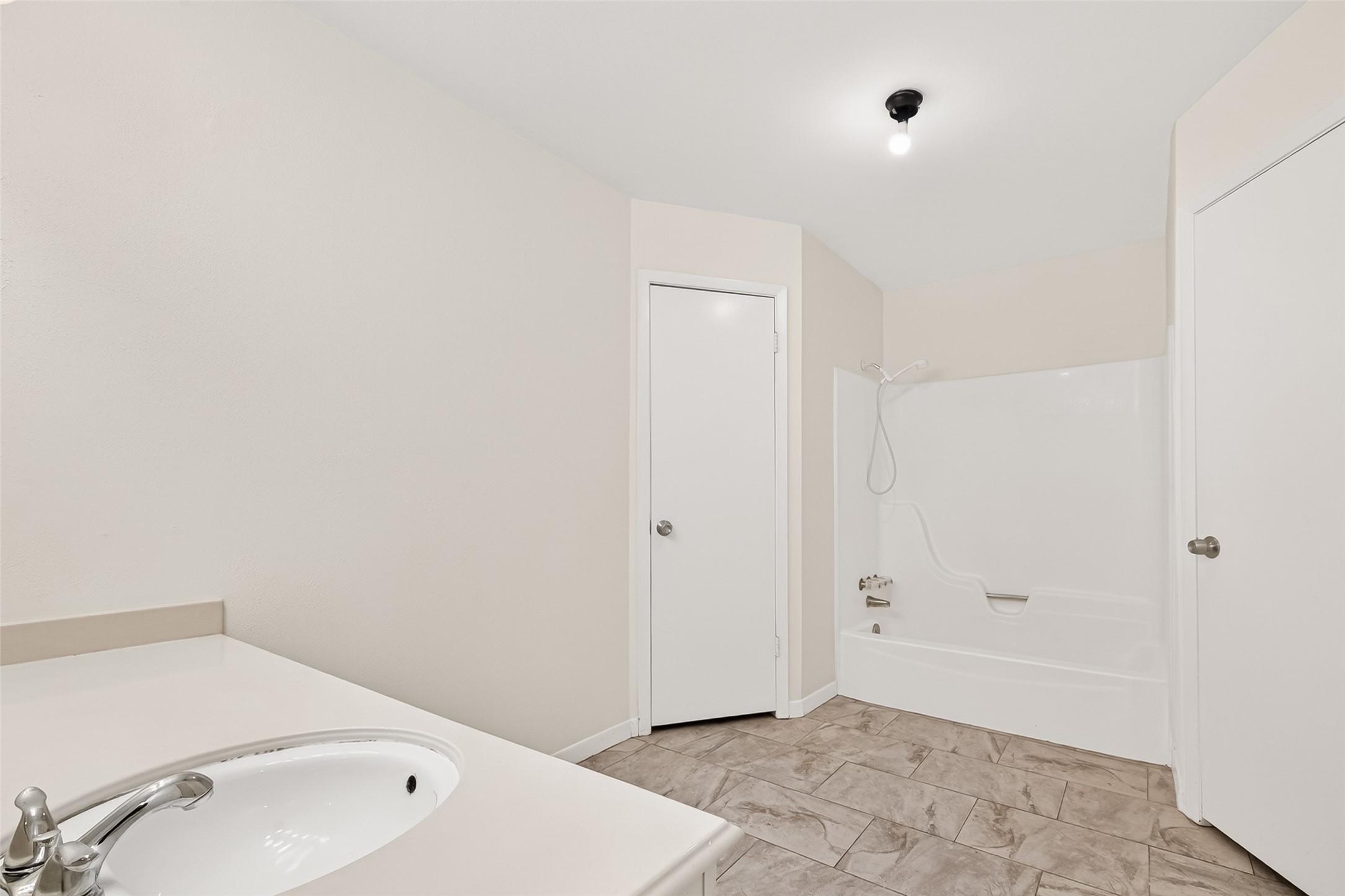 12510 Sungate Lane Property Photo 30
