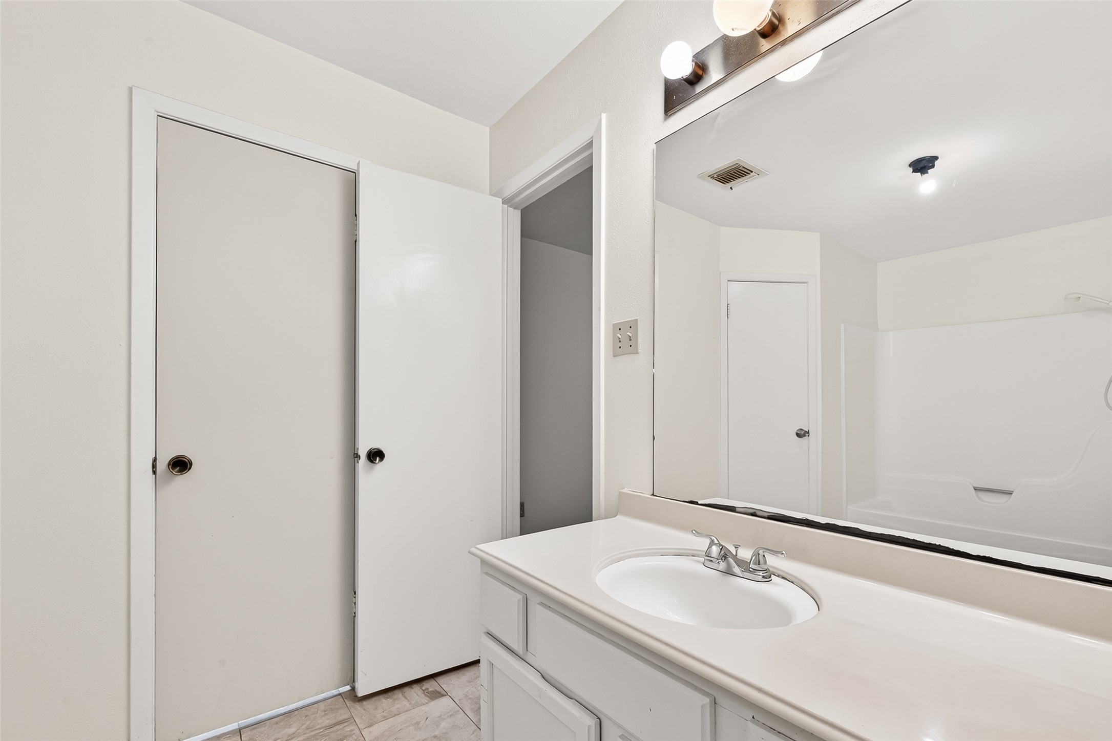 12510 Sungate Lane Property Photo 33