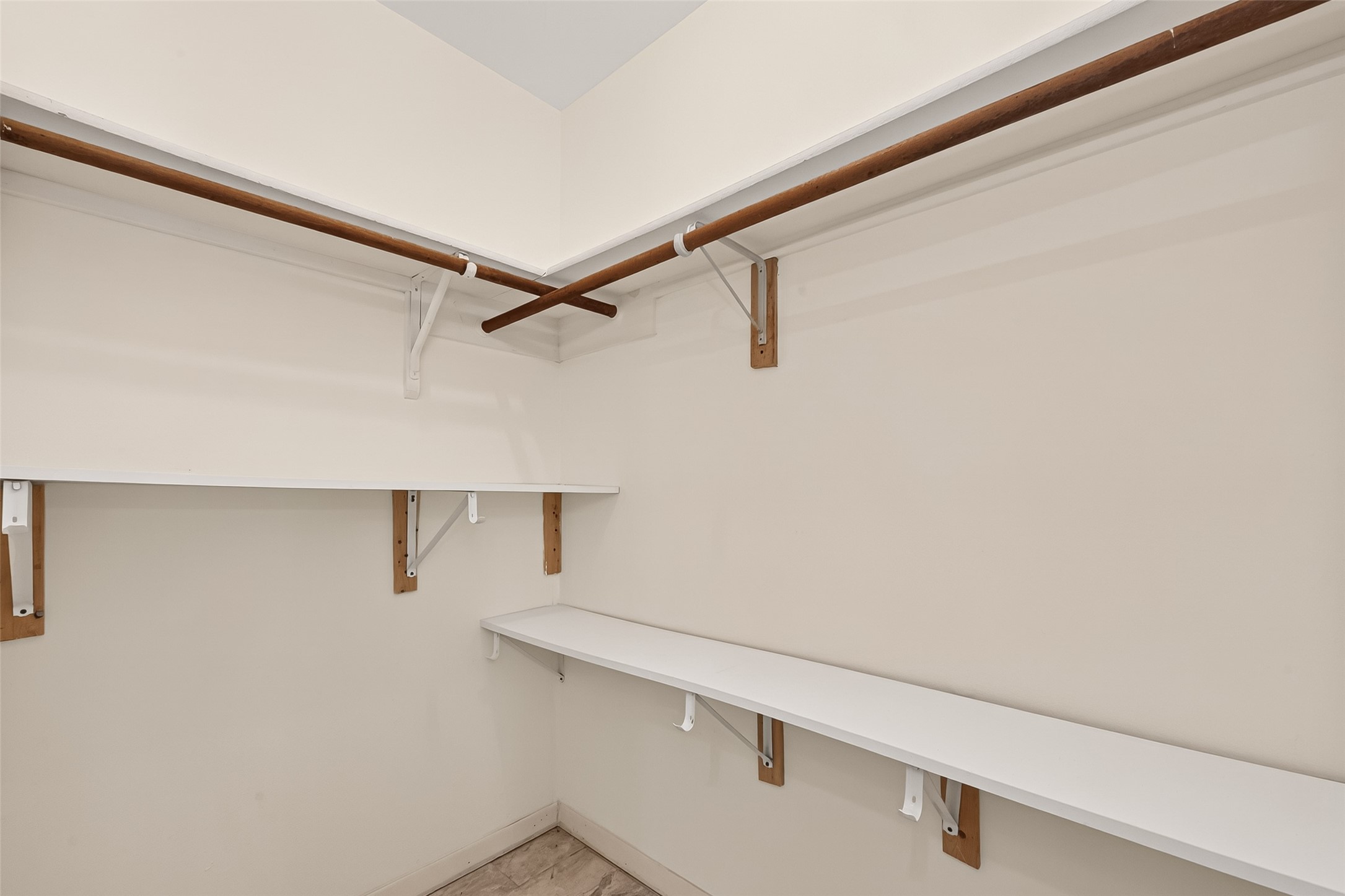 12510 Sungate Lane Property Photo 34