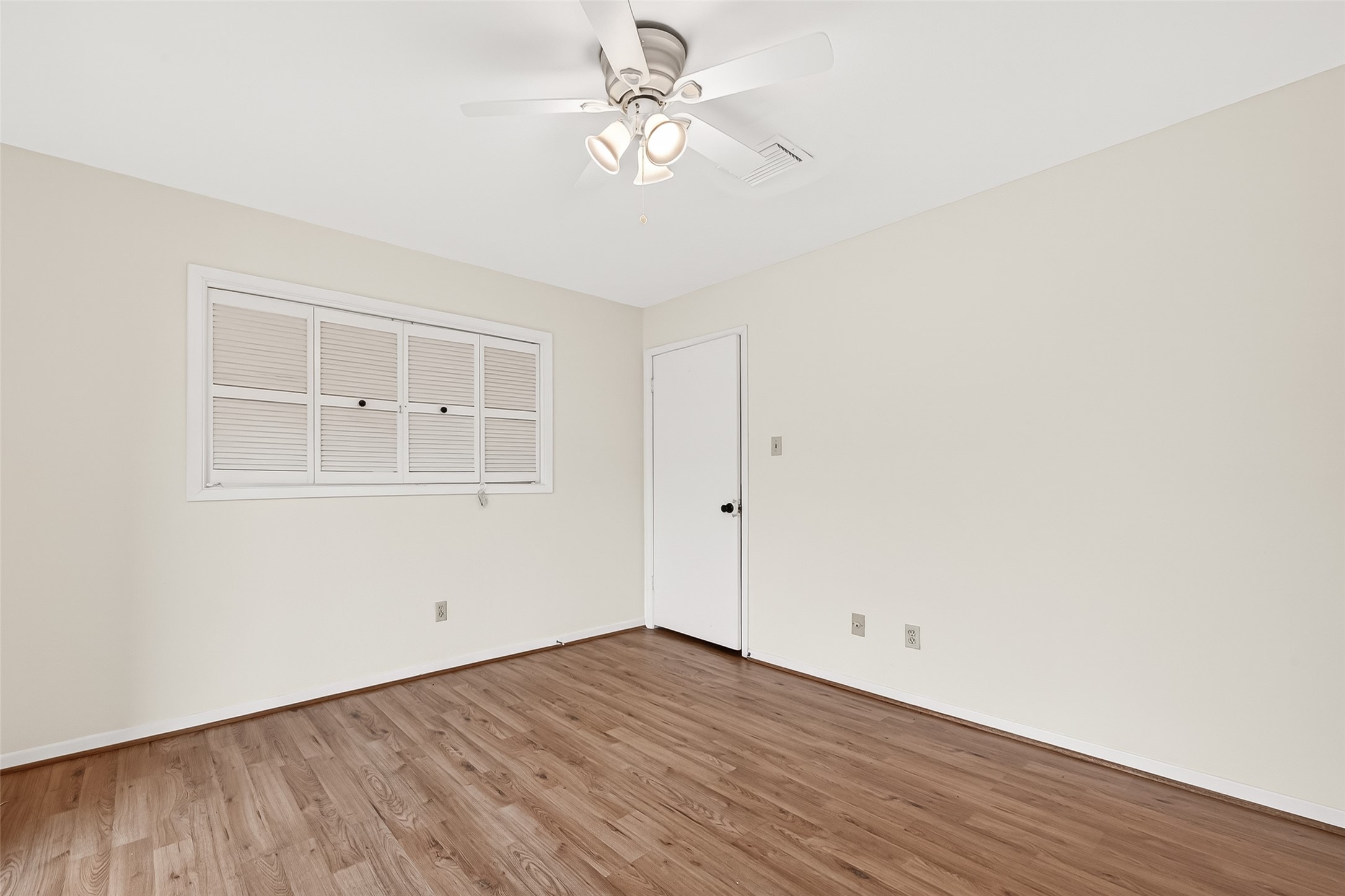 12510 Sungate Lane Property Photo 41