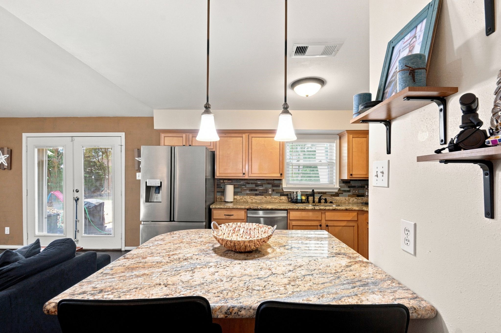 1913 Driftwood Lane Property Photo 8