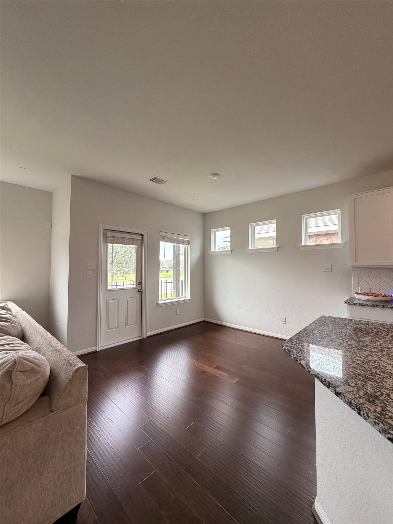 505 Prairie Grass Trail Property Photo 12
