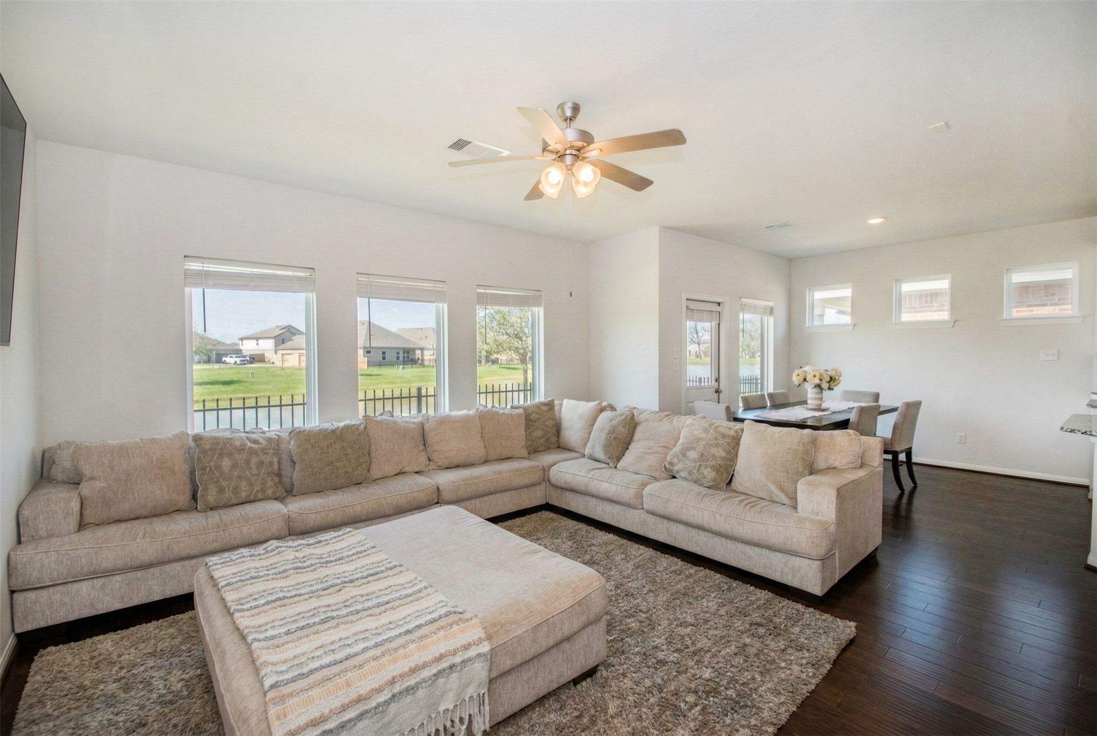 505 Prairie Grass Trail Property Photo 13